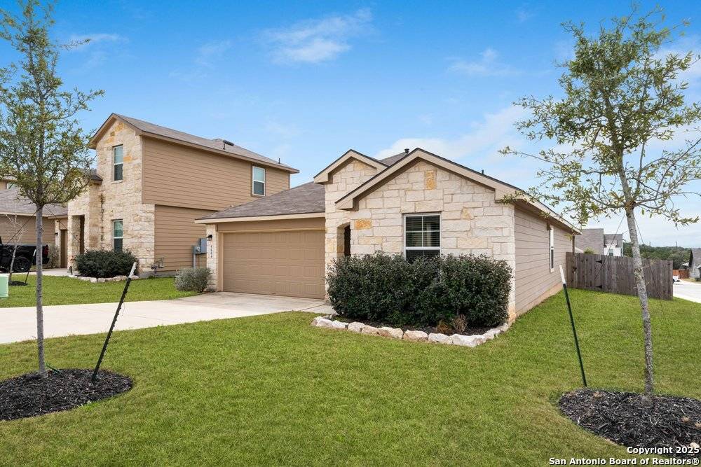 San Antonio, TX 78266,5604 Chase Falls