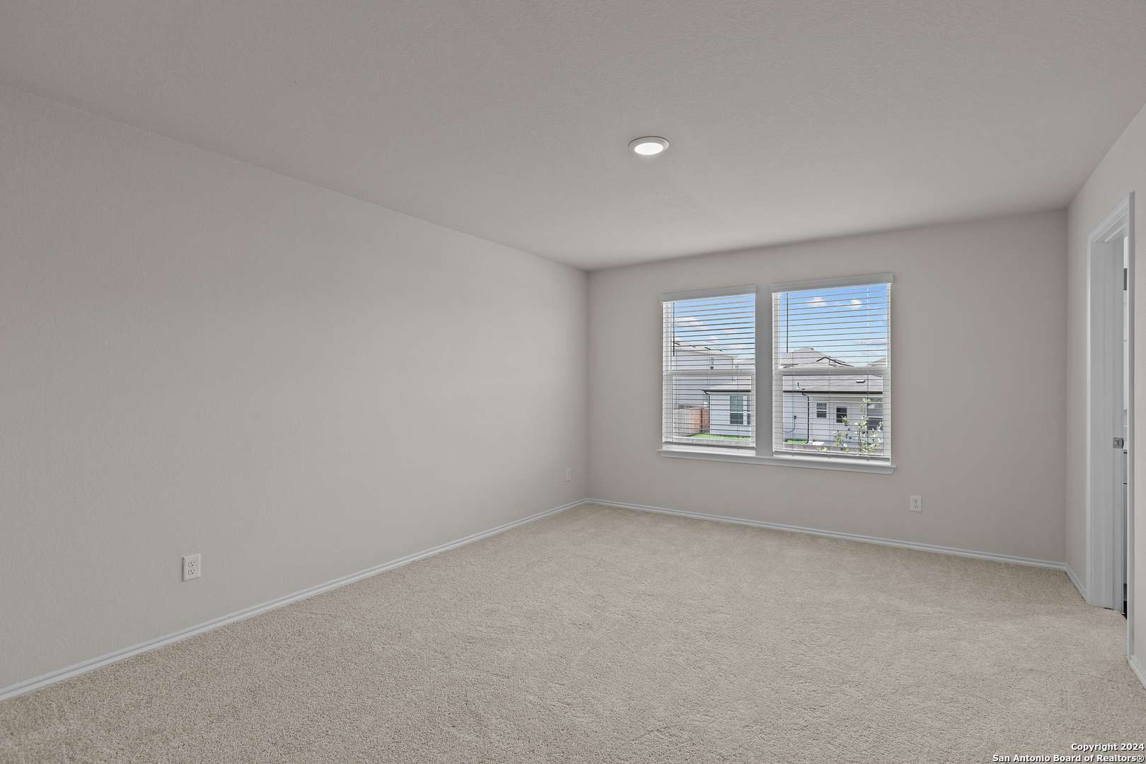 New Braunfels, TX 78130,1556 Golden Wheat