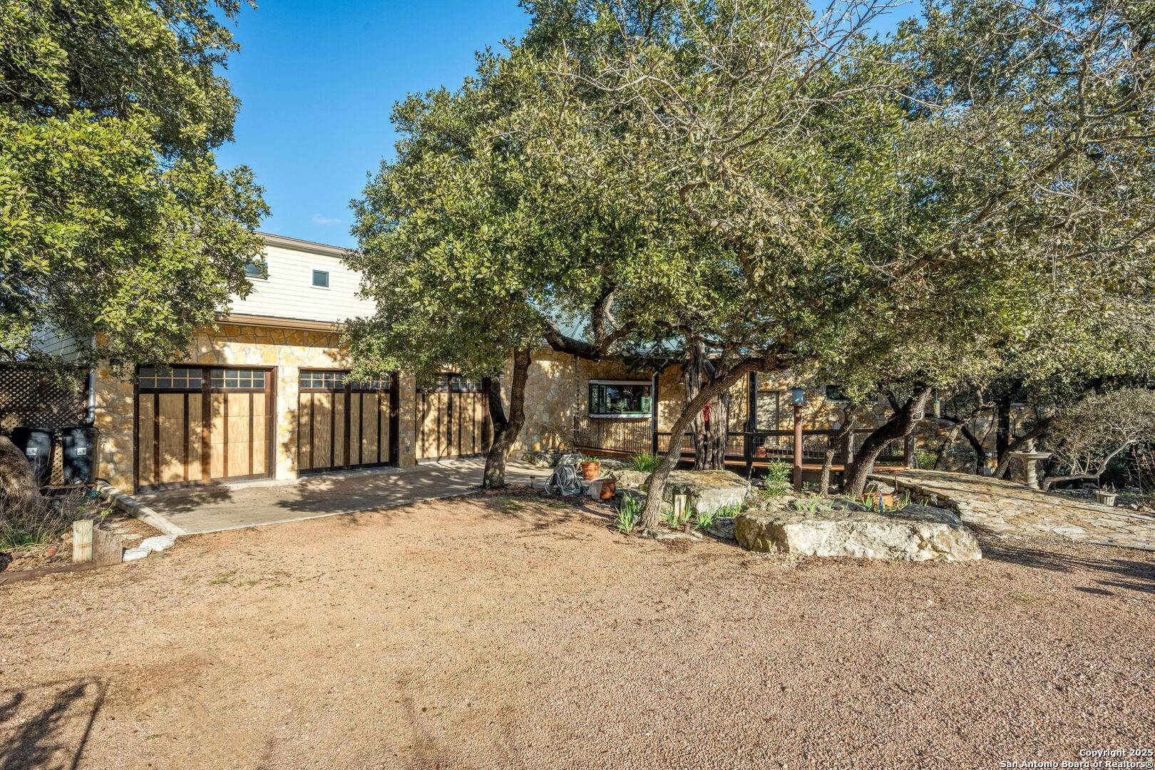 San Antonio, TX 78260-6820,903 BUMELIA DR