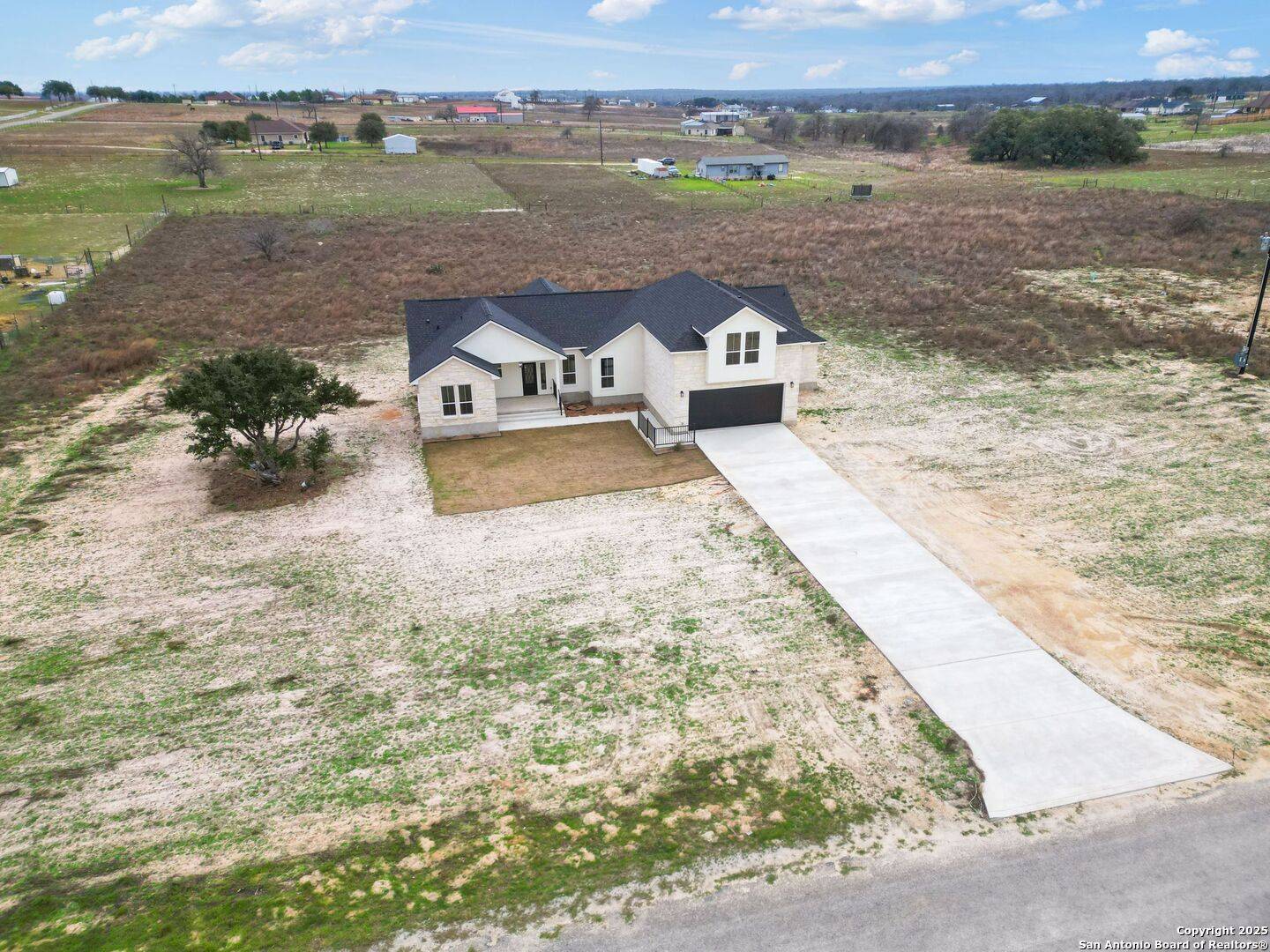 La Vernia, TX 78121,193 Lake View Circle