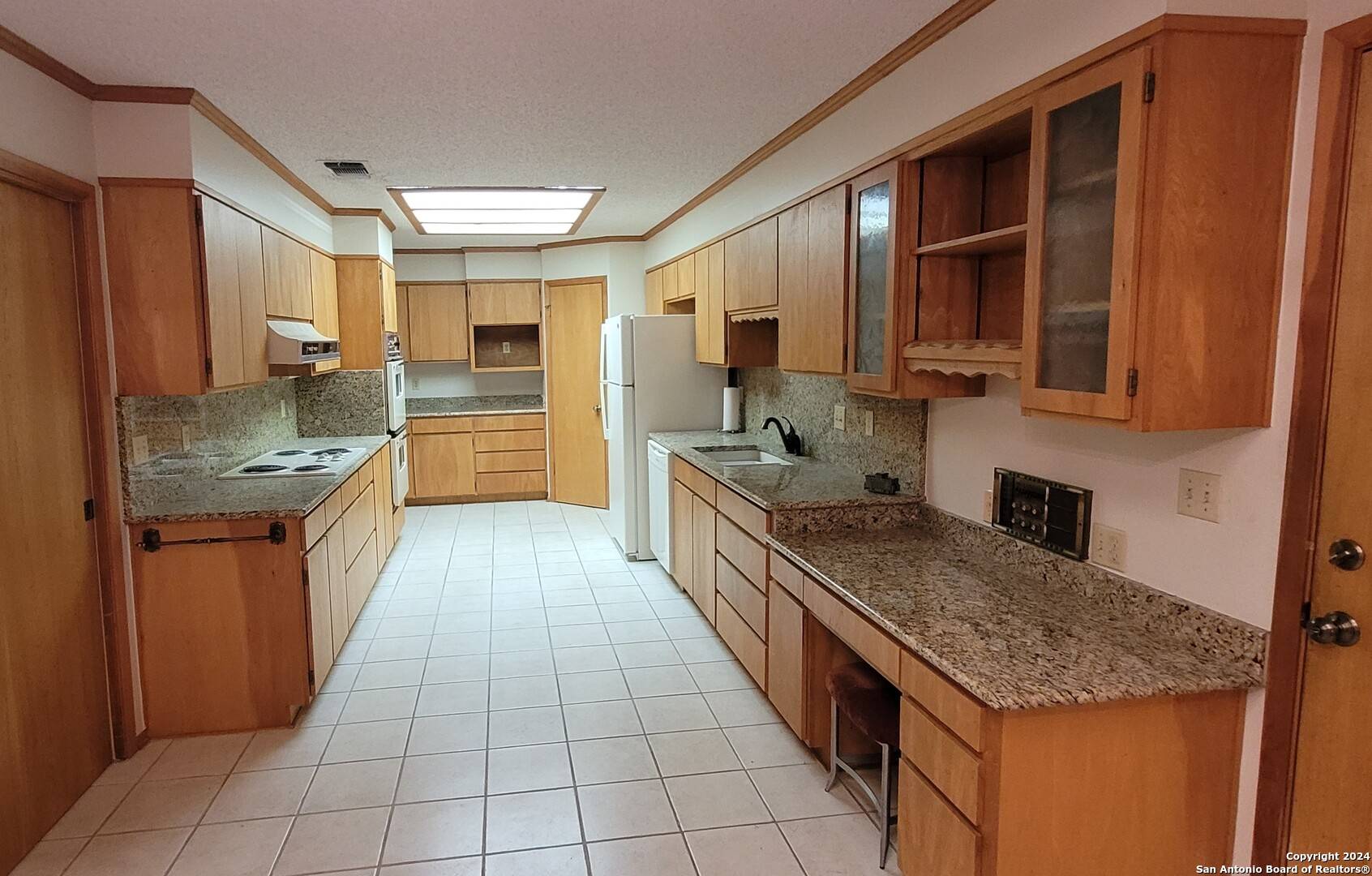 Windcrest, TX 78239,5817 Winding Ridge