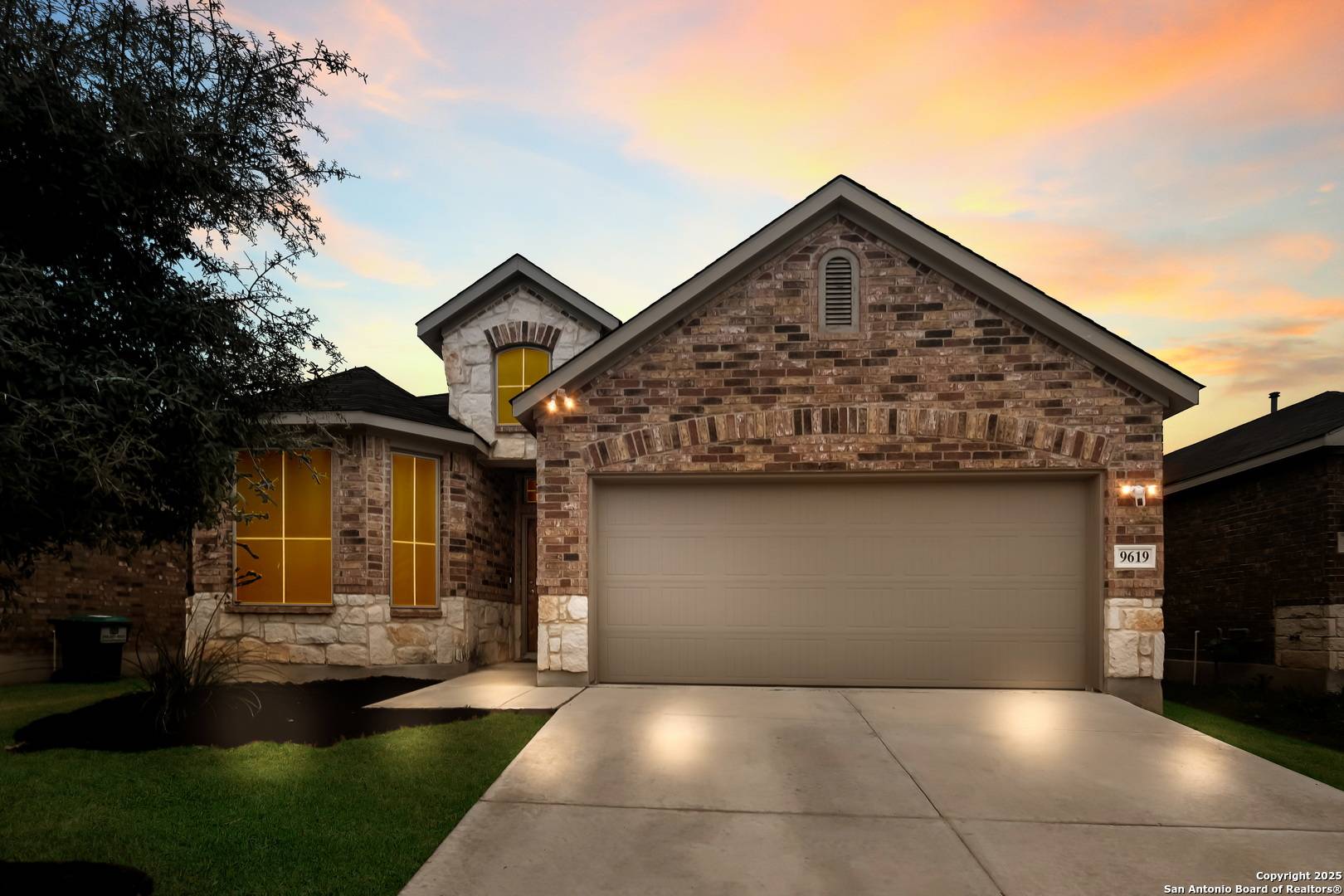 San Antonio, TX 78254-4566,9619 BRICEWOOD OAK