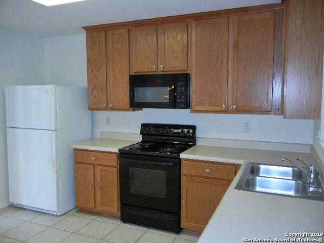 San Antonio, TX 78240-3927,6111 WEXFORD PL
