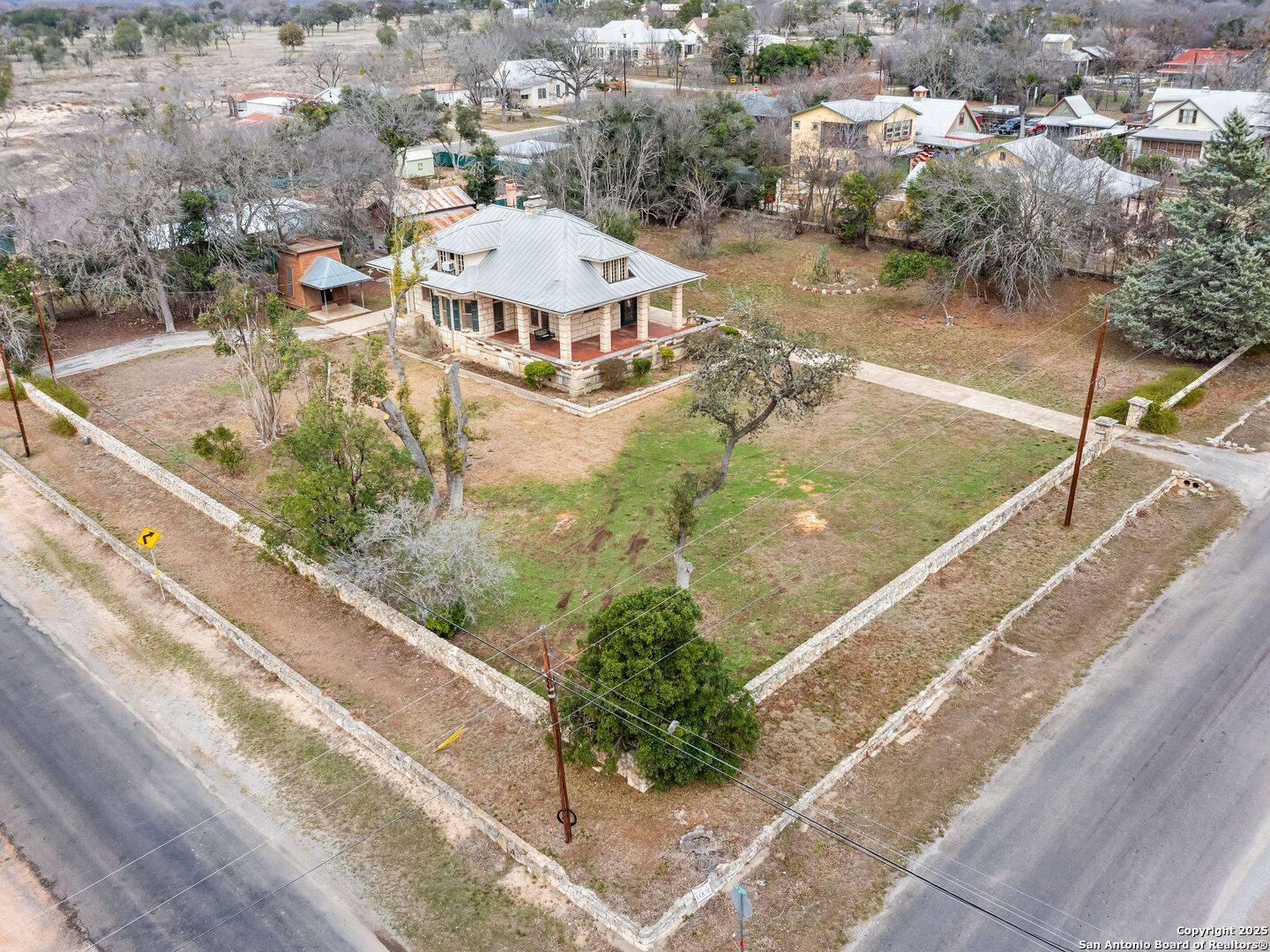 Comfort, TX 78013,506 2nd St