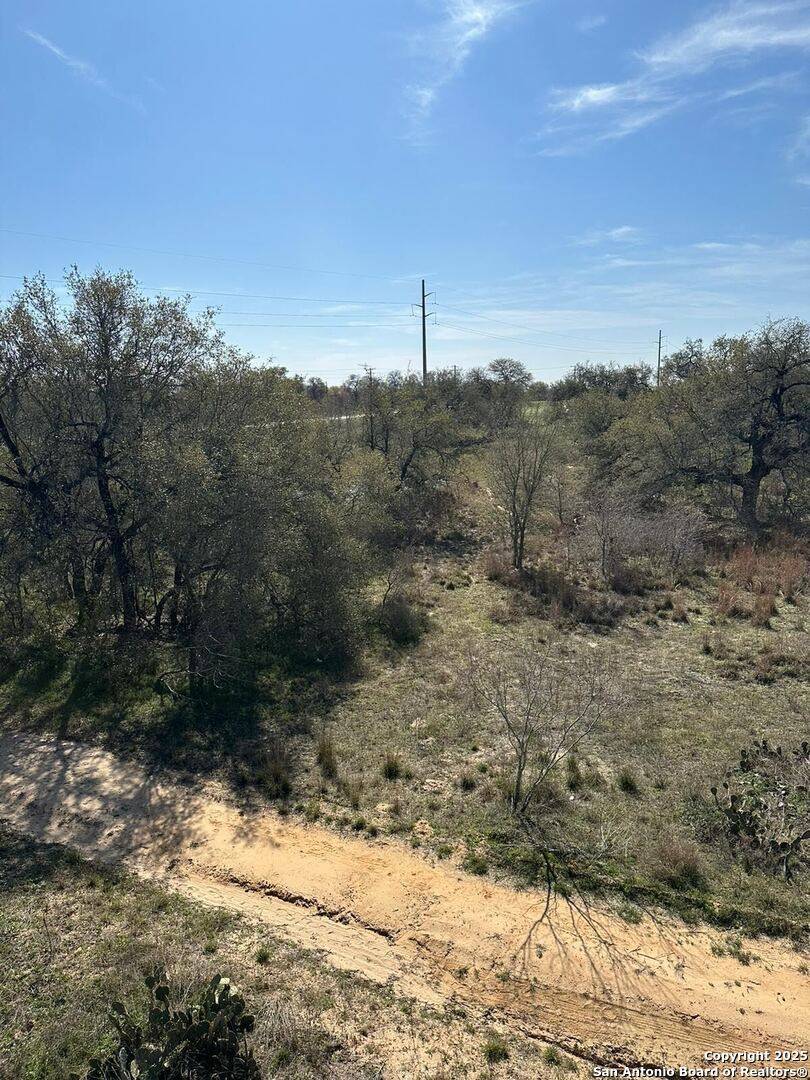 Somerset, TX 78069,11913 fm 476