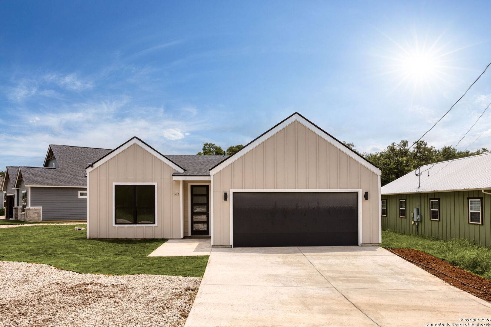 Spring Branch, TX 78070,142 Granite Rd