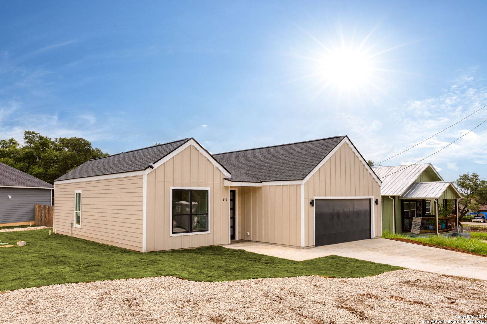 Spring Branch, TX 78070,142 Granite Rd