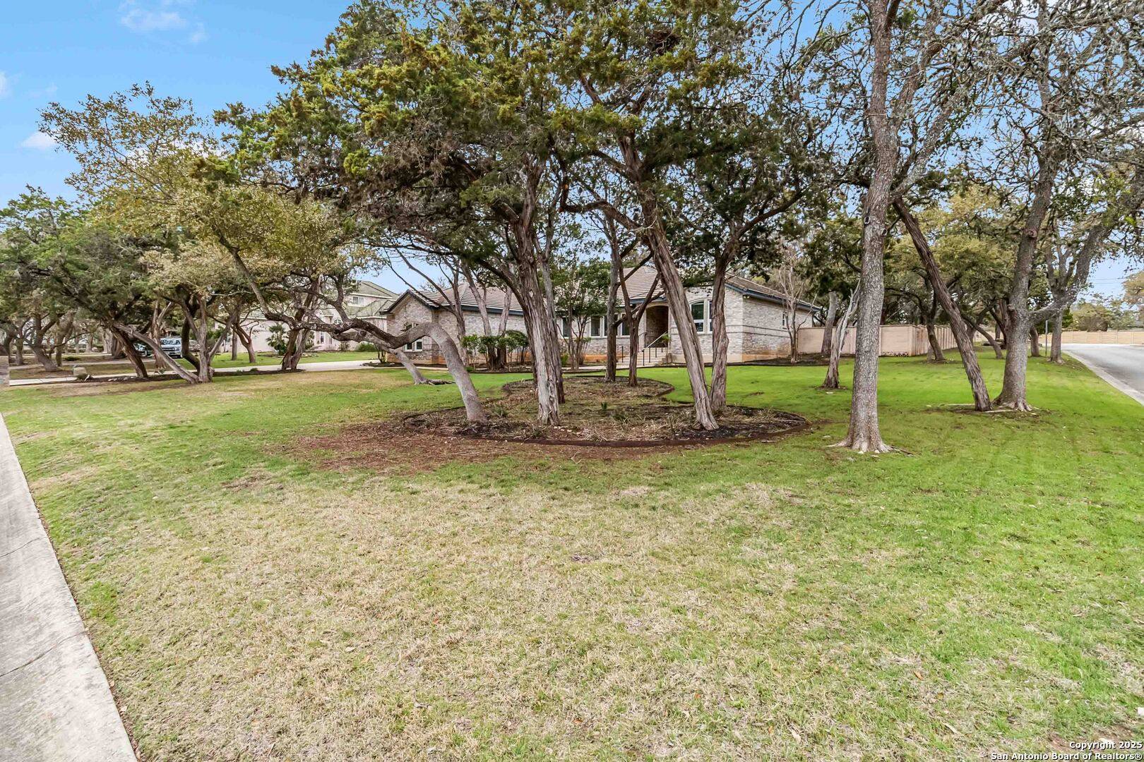 Garden Ridge, TX 78266-2769,21410 FOREST WATERS CIR