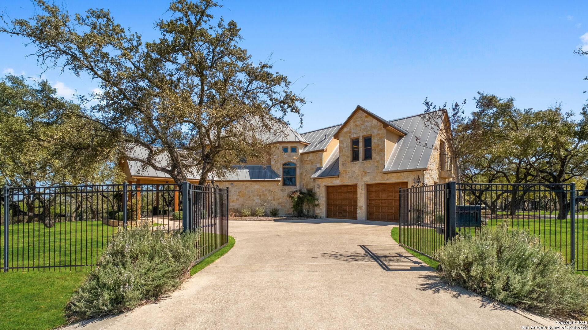 Spring Branch, TX 78070,111 Saddle Ridge