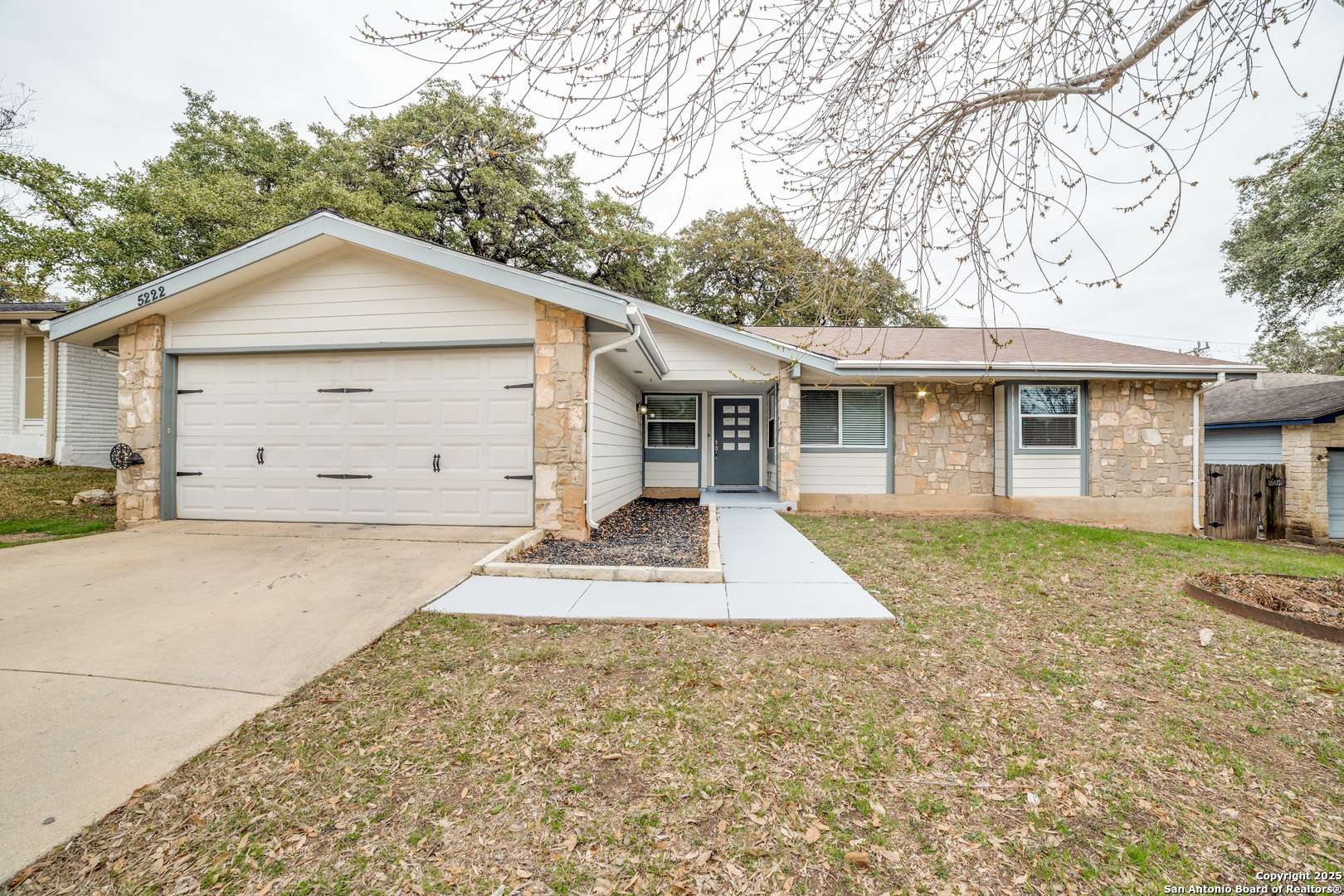 San Antonio, TX 78250,5222 Timber Trace