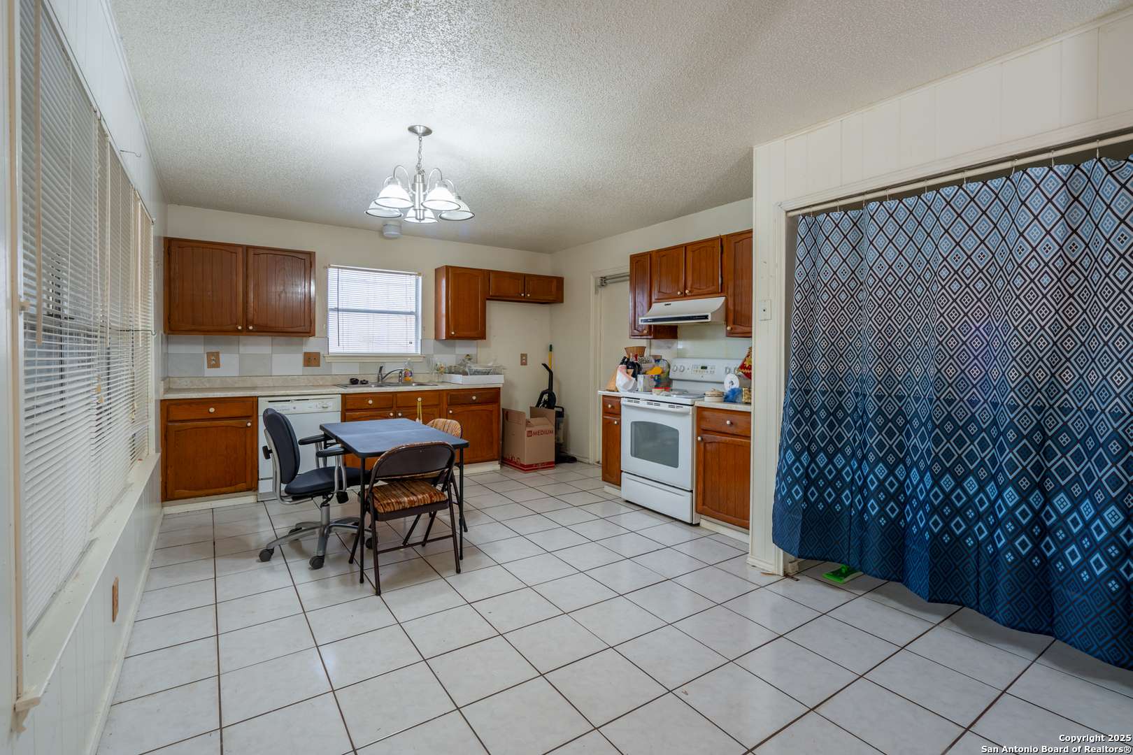 San Antonio, TX 78222,5922 Lakedale