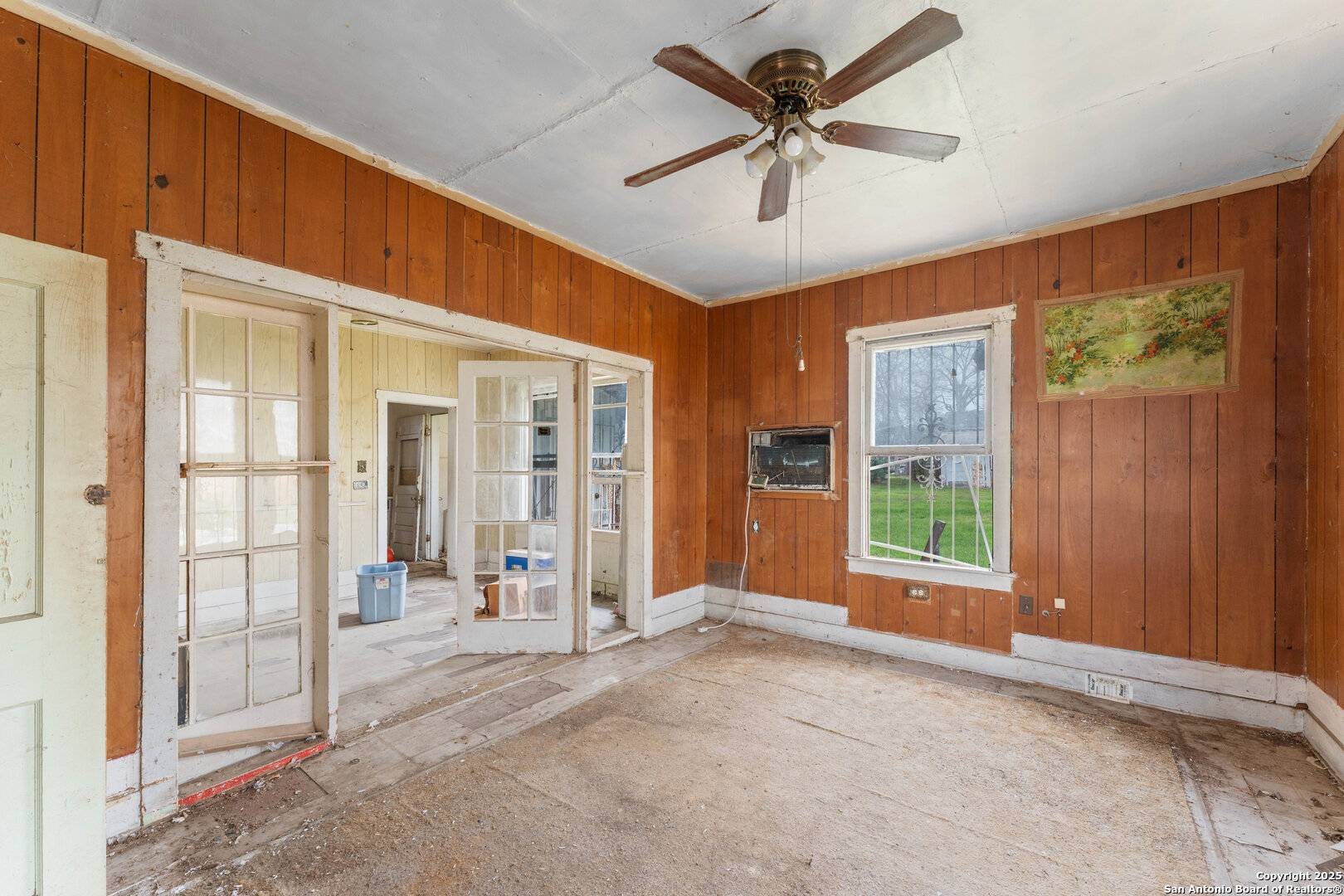 San Antonio, TX 78207,3303 Buena Vista
