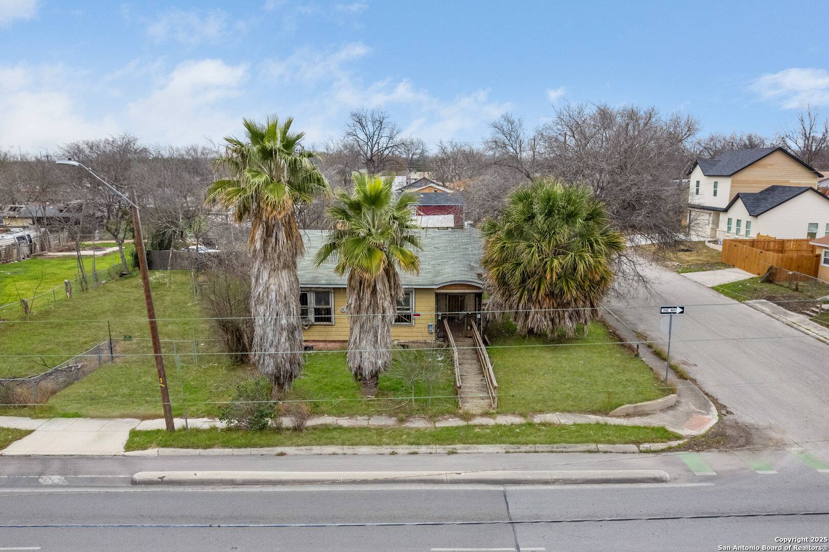 San Antonio, TX 78207,3303 Buena Vista