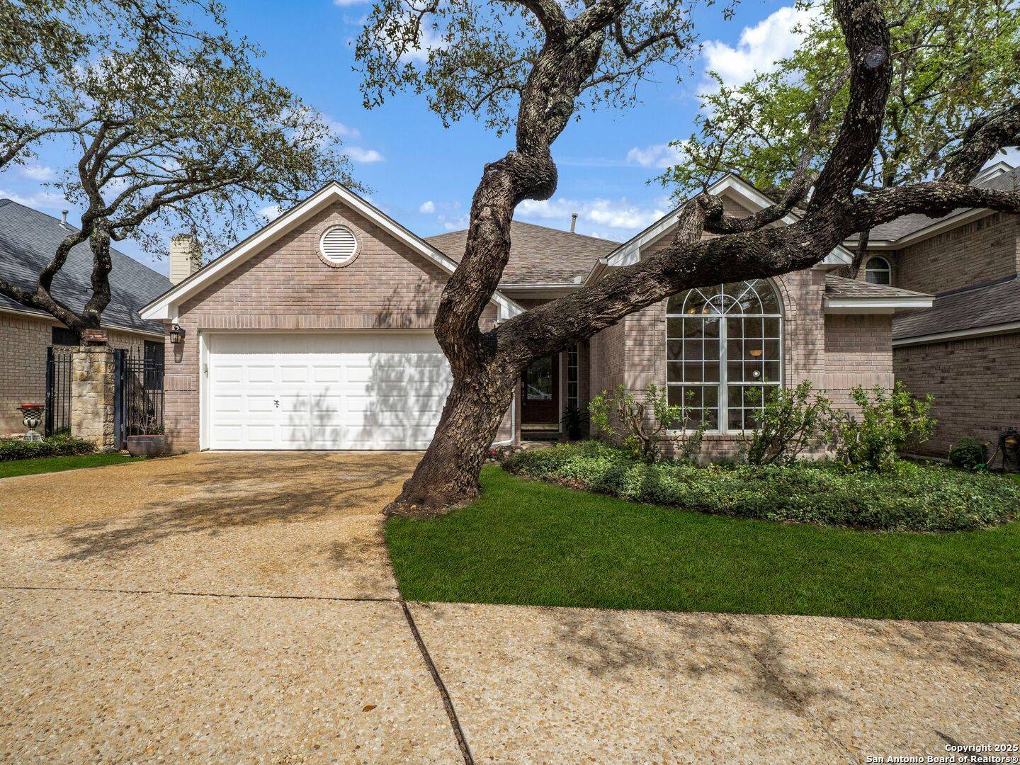 San Antonio, TX 78251,9743 SUGAR TRAIL