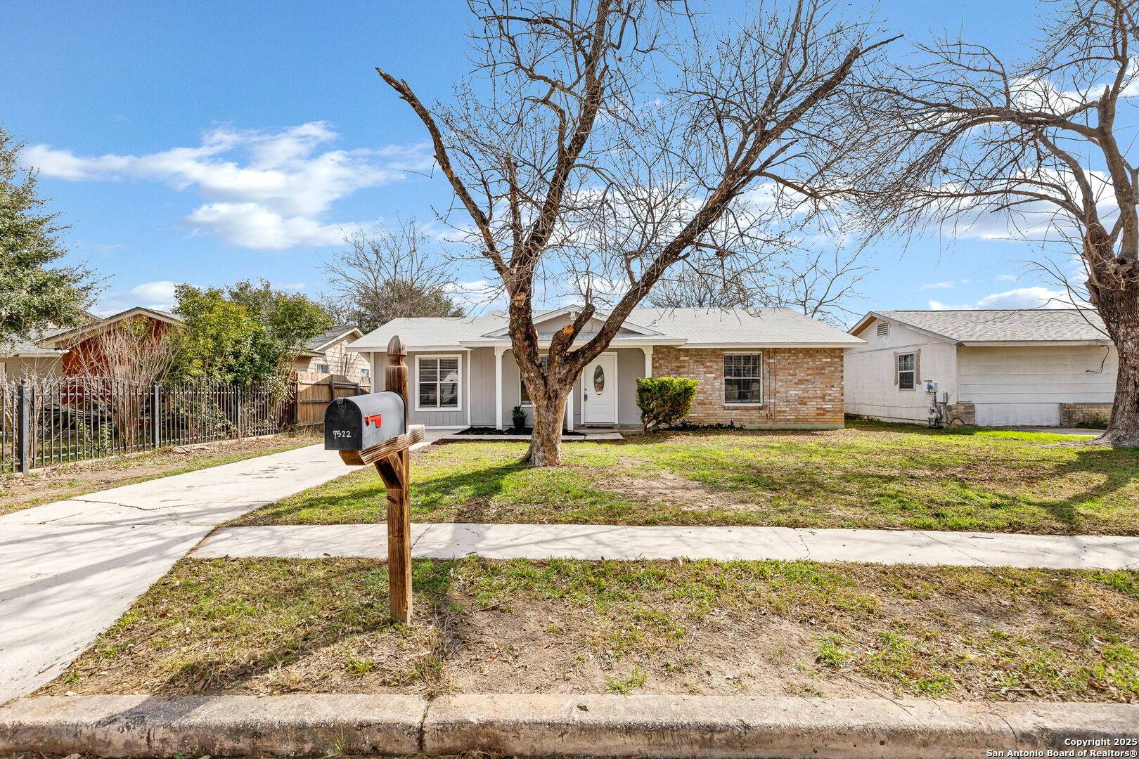 San Antonio, TX 78242-2218,7522 SWEET VALLEY ST