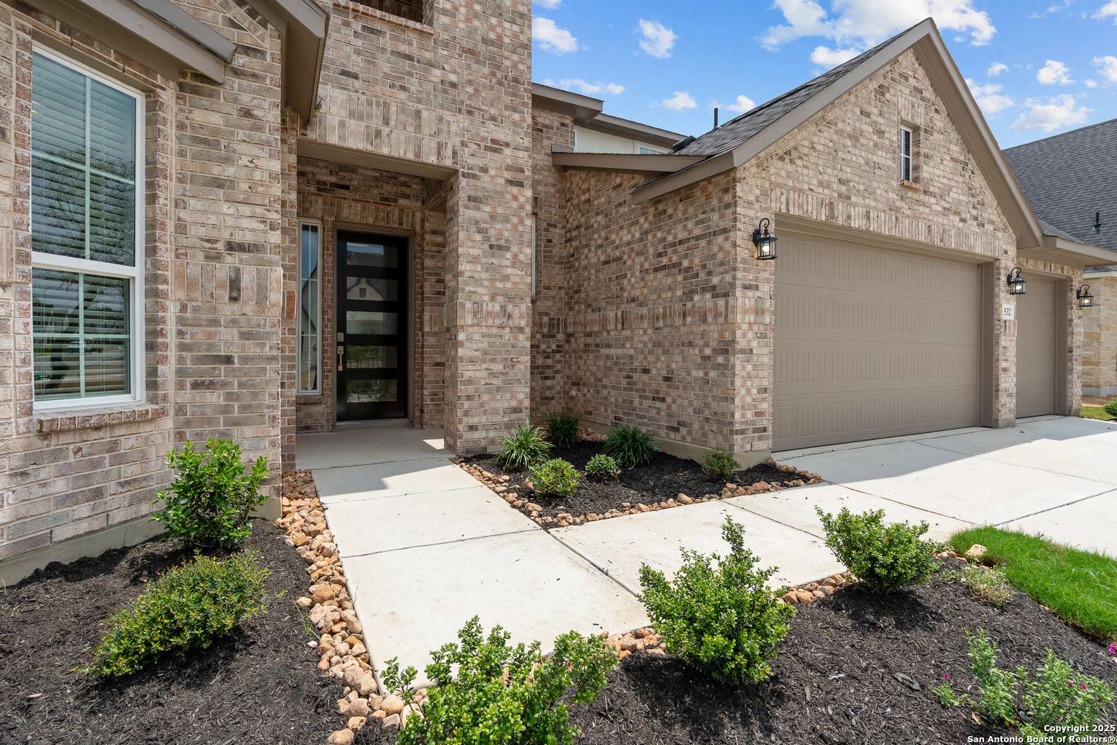 Cibolo, TX 78108,532 Caliban