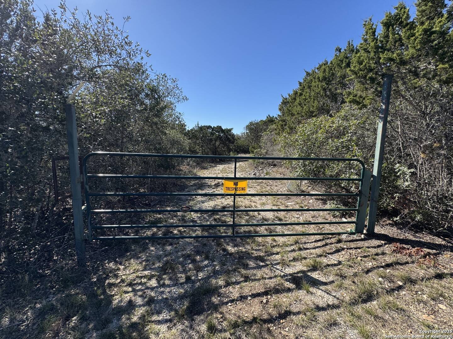 Mico, TX 78056,1025 County Road 273
