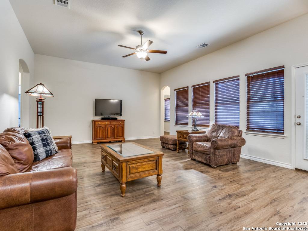 Blanco, TX 78606,100 James Box