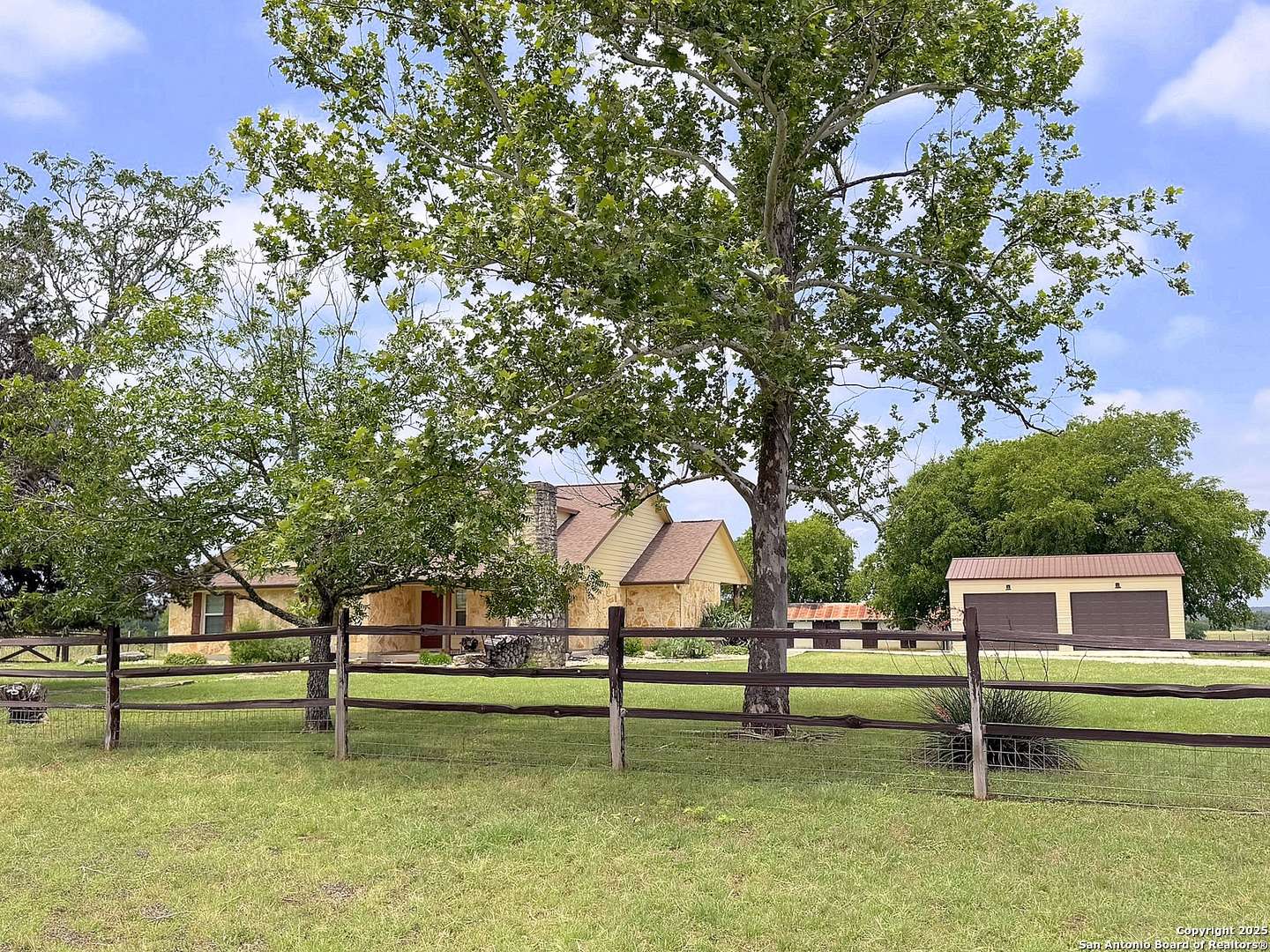 Blanco, TX 78606,126 Candlin Lane