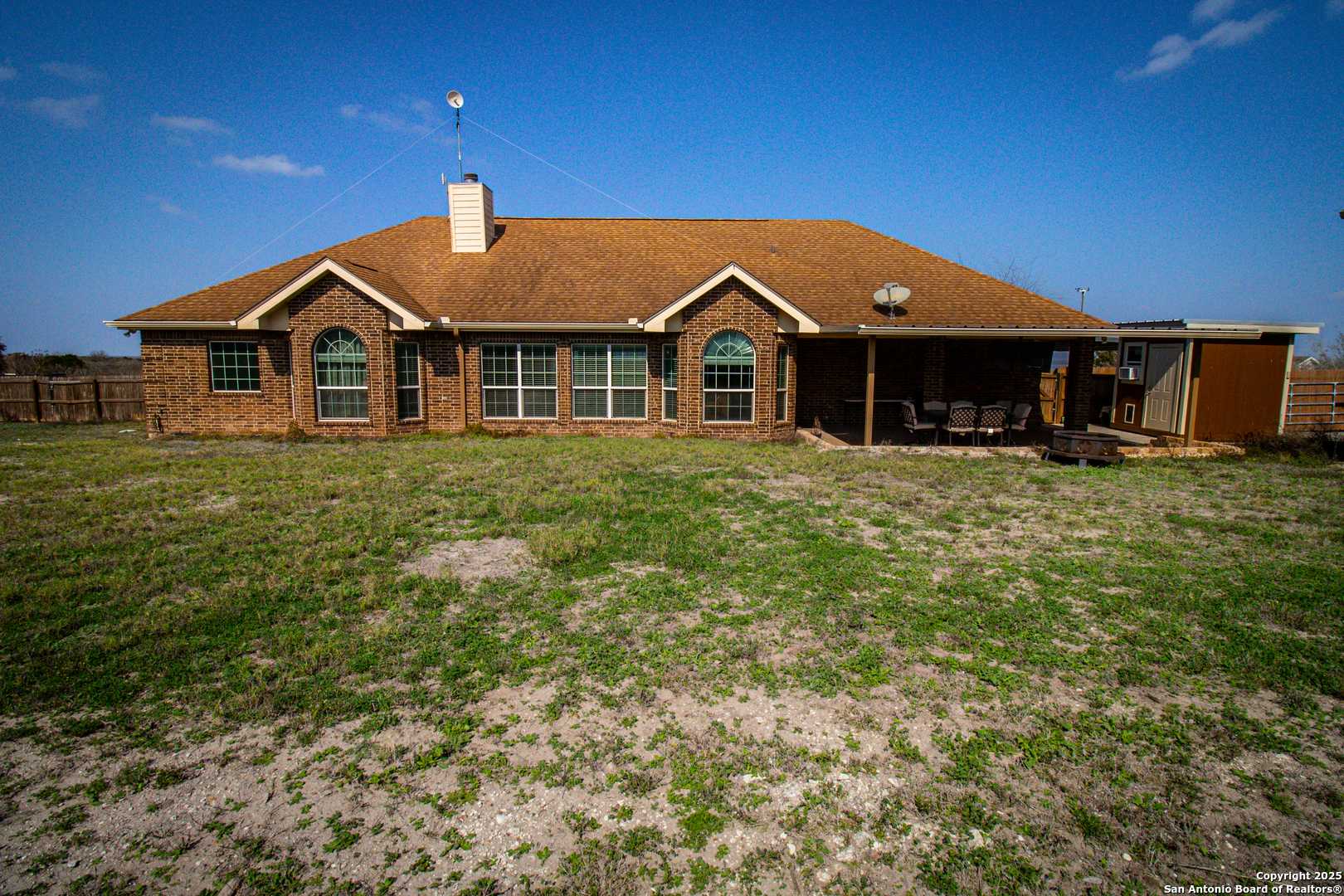 Three Rivers, TX 78071,137 Lakeview Trace