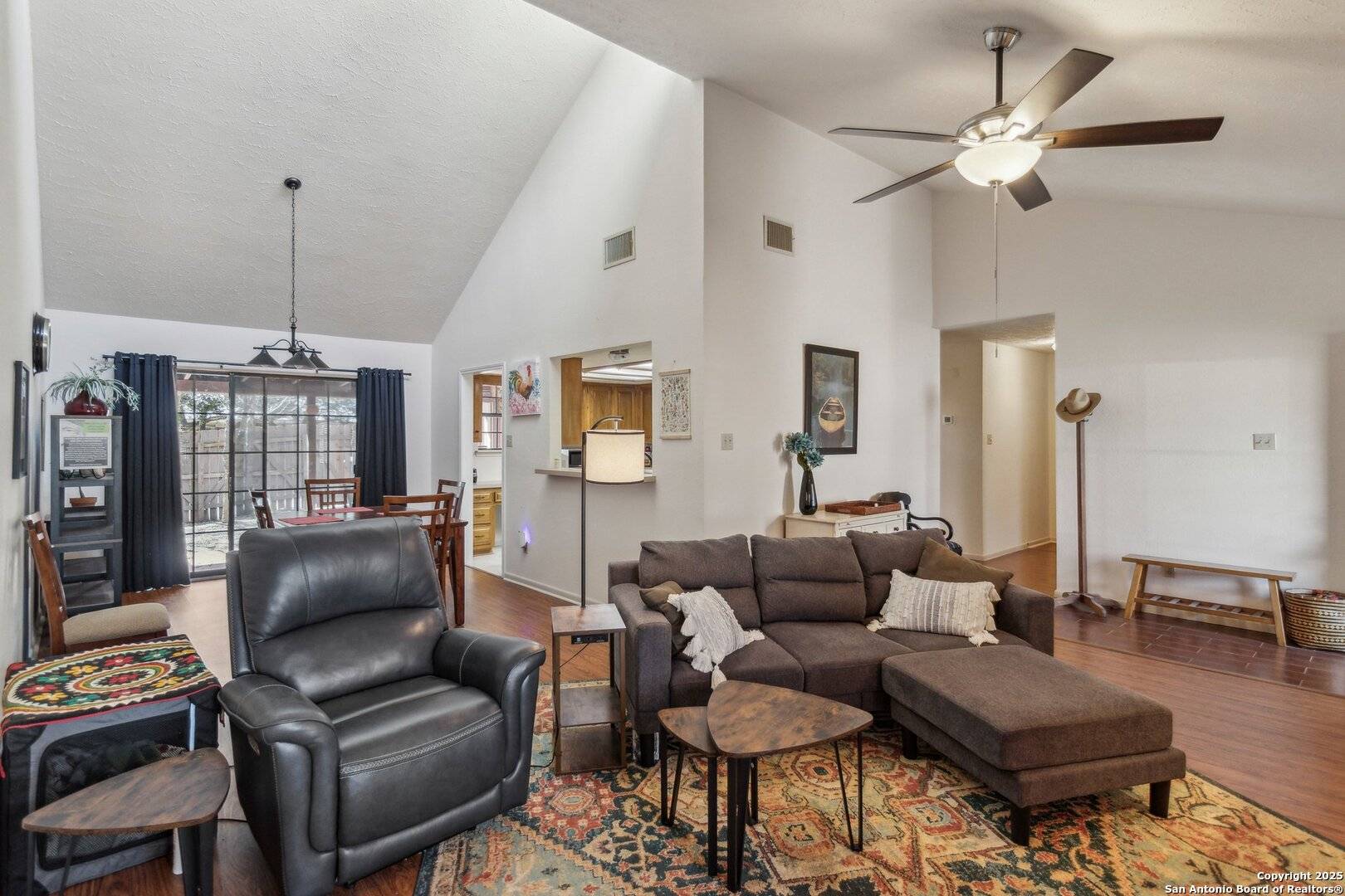 Kerrville, TX 78028,2011 West