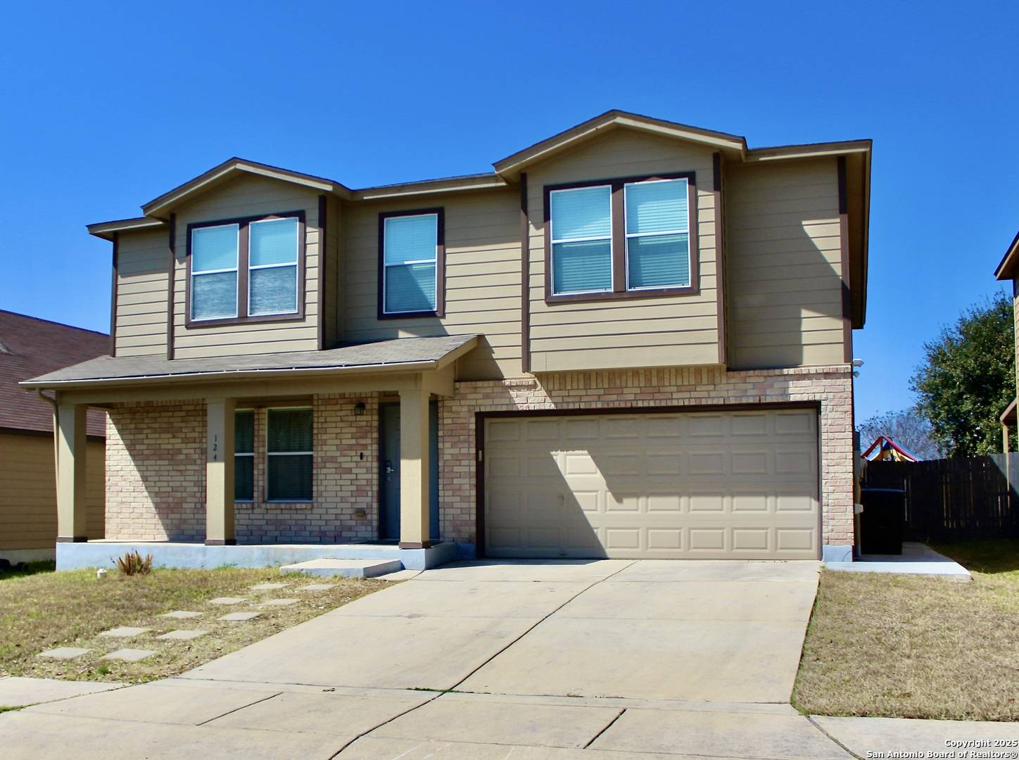 Cibolo, TX 78108,124 Hinge