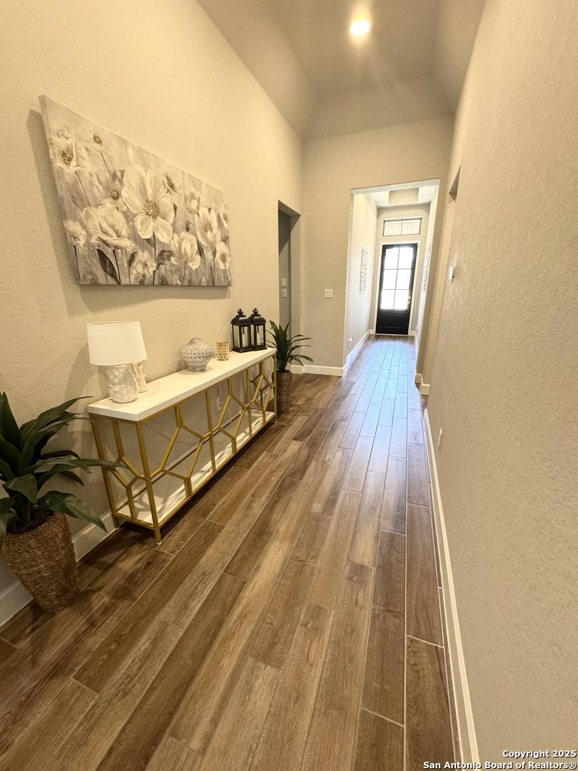 San Antonio, TX 78245,1702 quick ivy