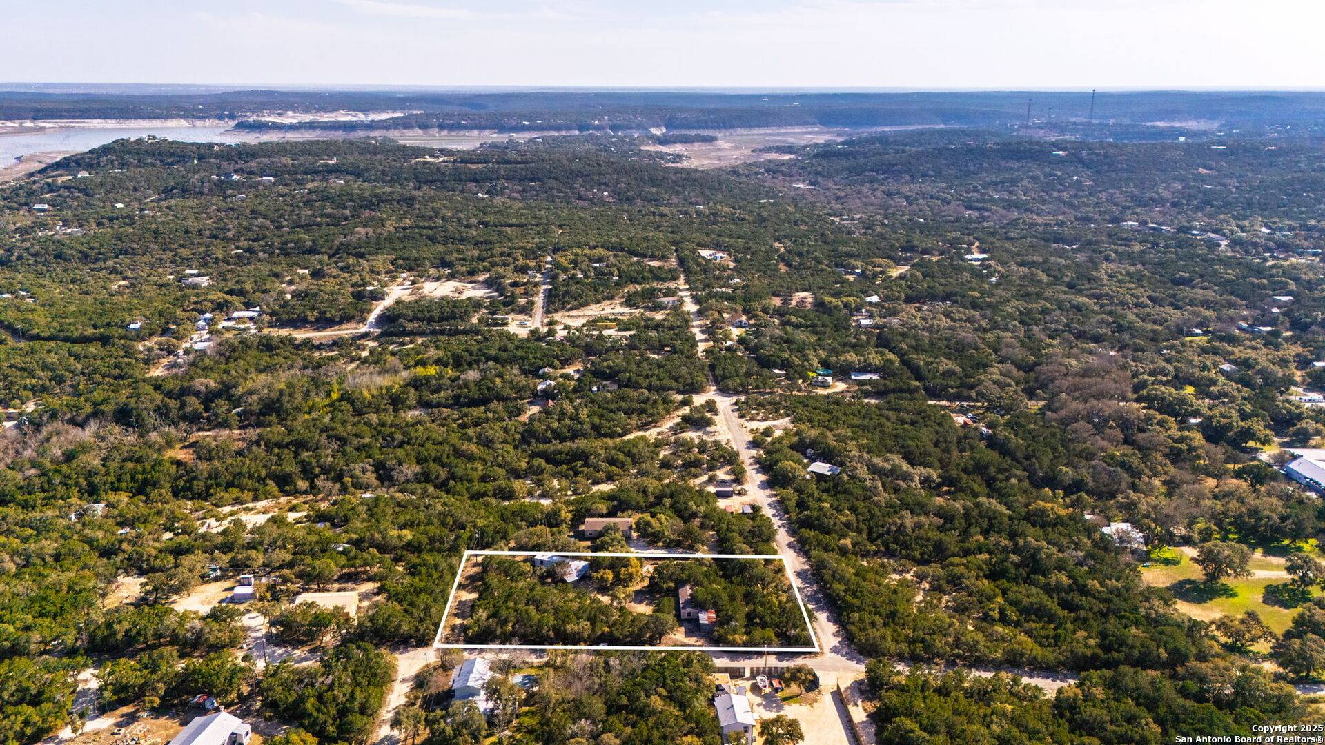 Lakehills, TX 78063,332 14th