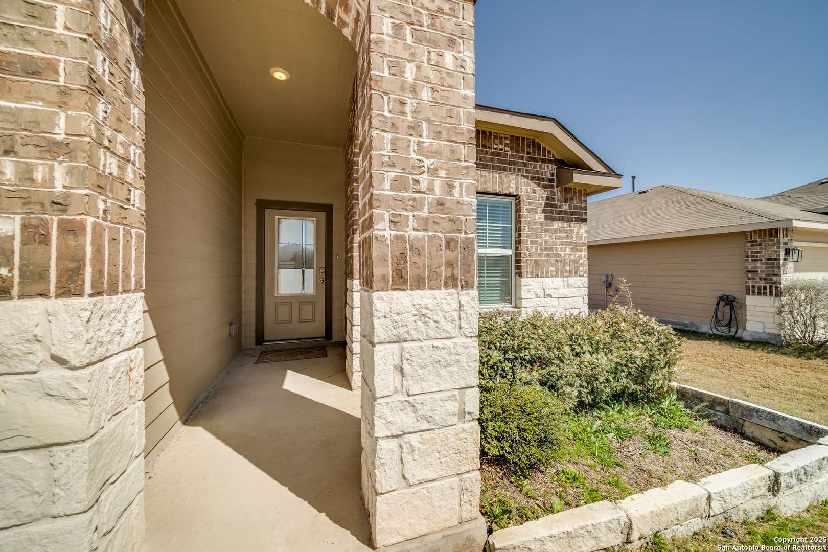 New Braunfels, TX 78130,384 Walnut Creek