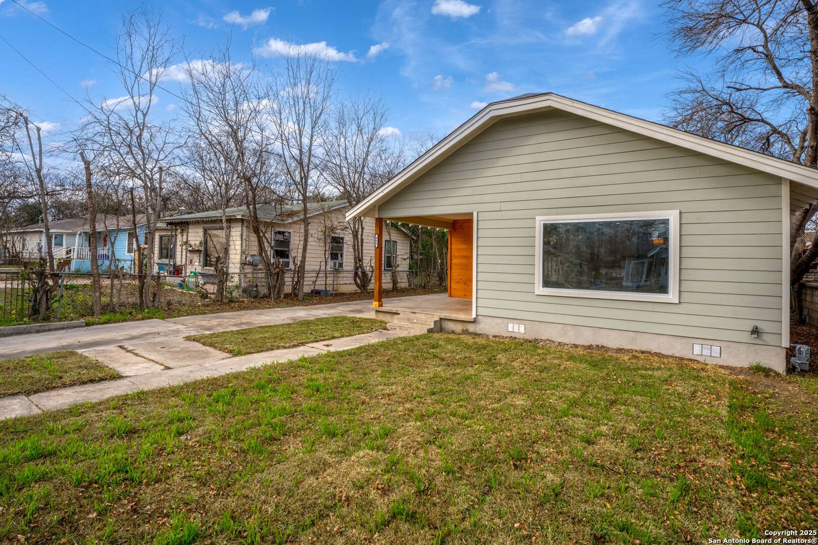 San Antonio, TX 78214-1745,465 YOUNG
