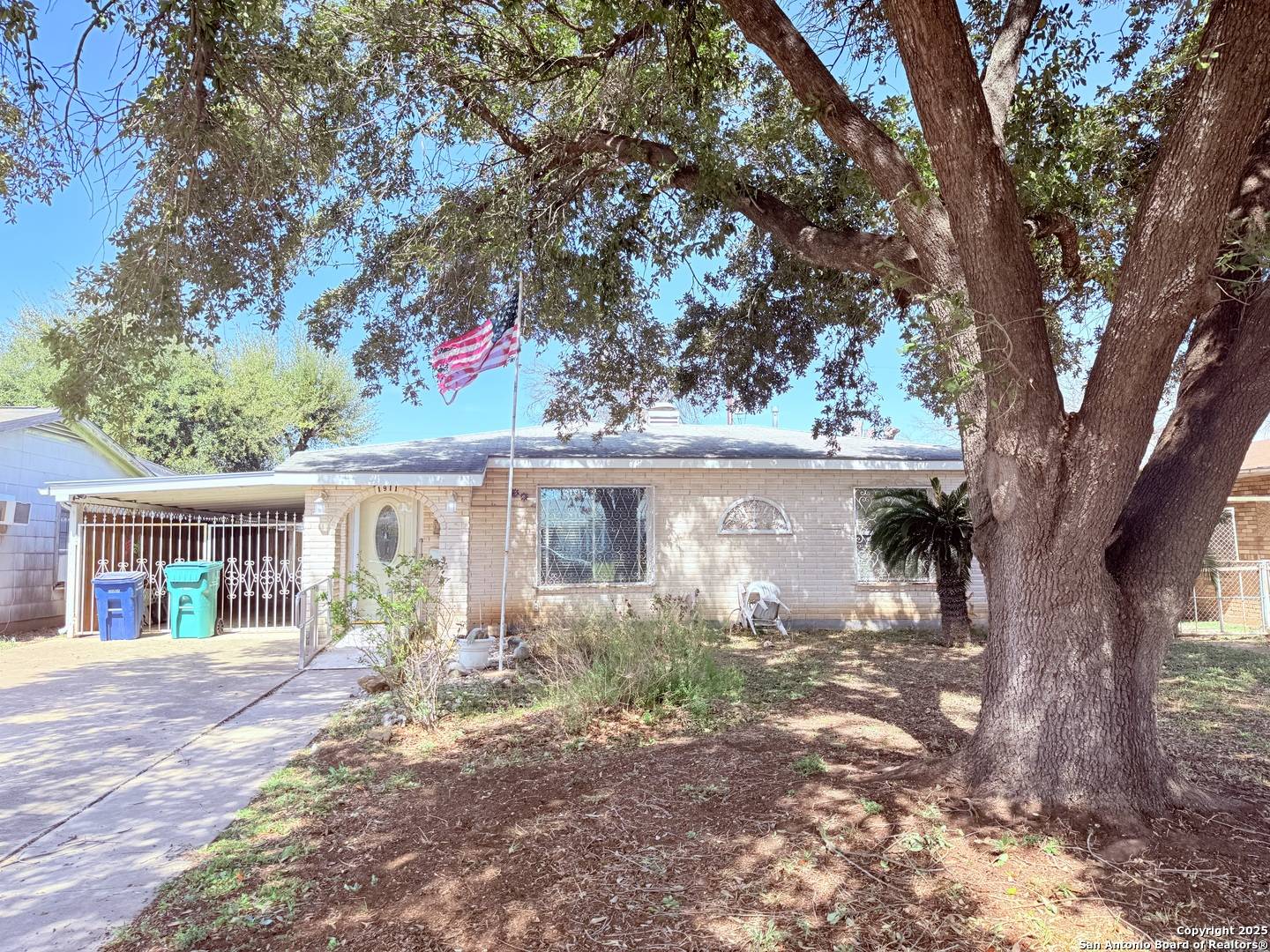 San Antonio, TX 78207,1911 Beechaven