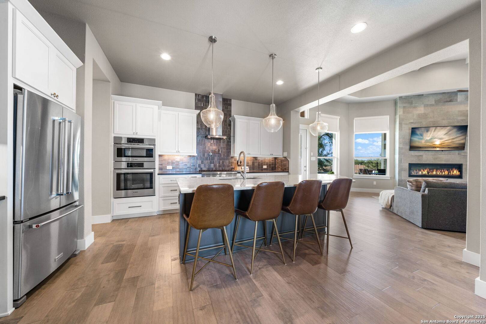 San Antonio, TX 78255,23407 Collin Cyn