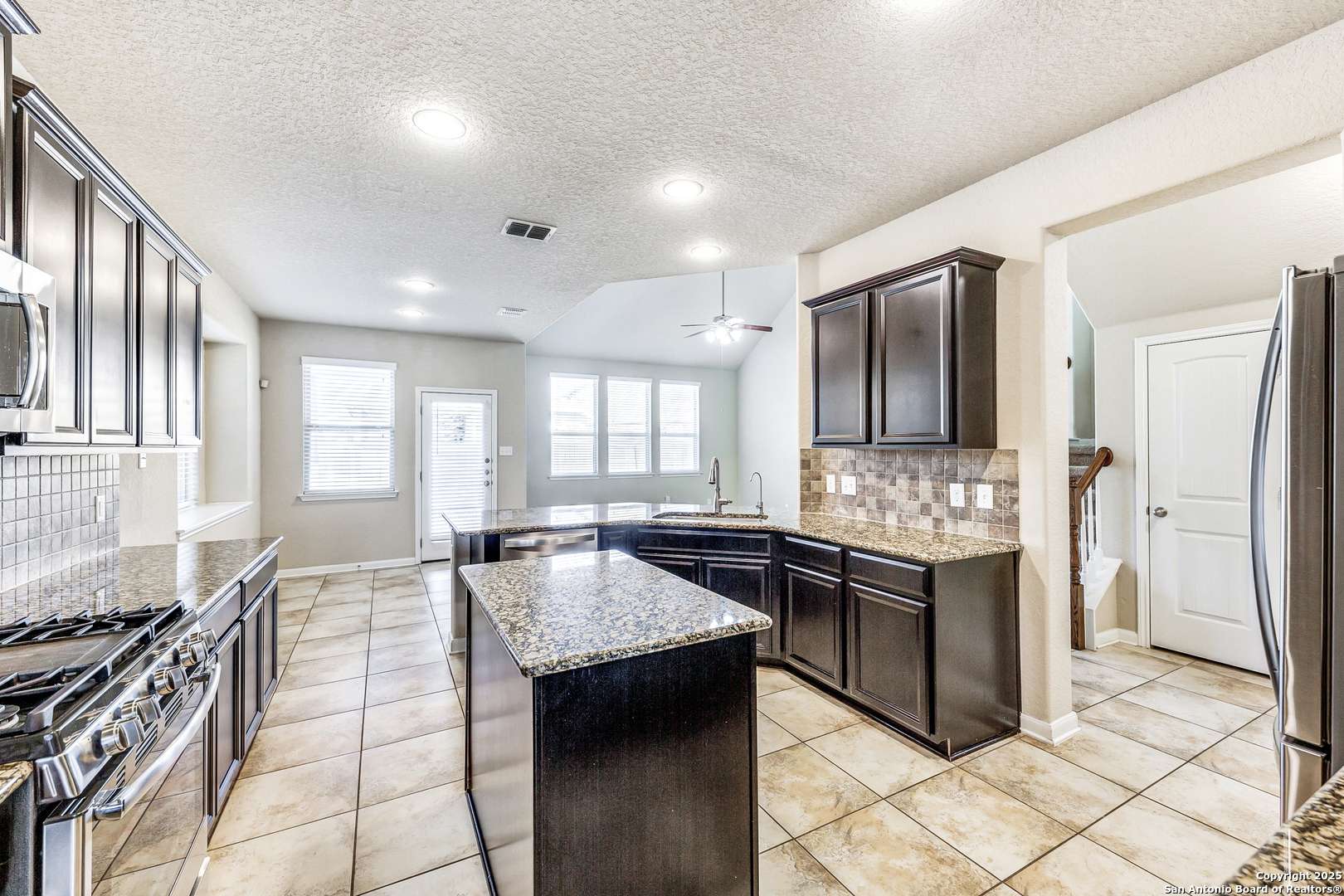 Schertz, TX 78154,12007 Rockroot
