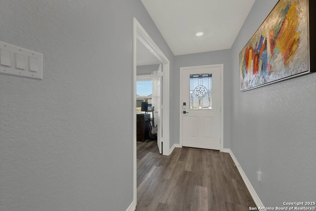 Seguin, TX 78155,417 Briarfield