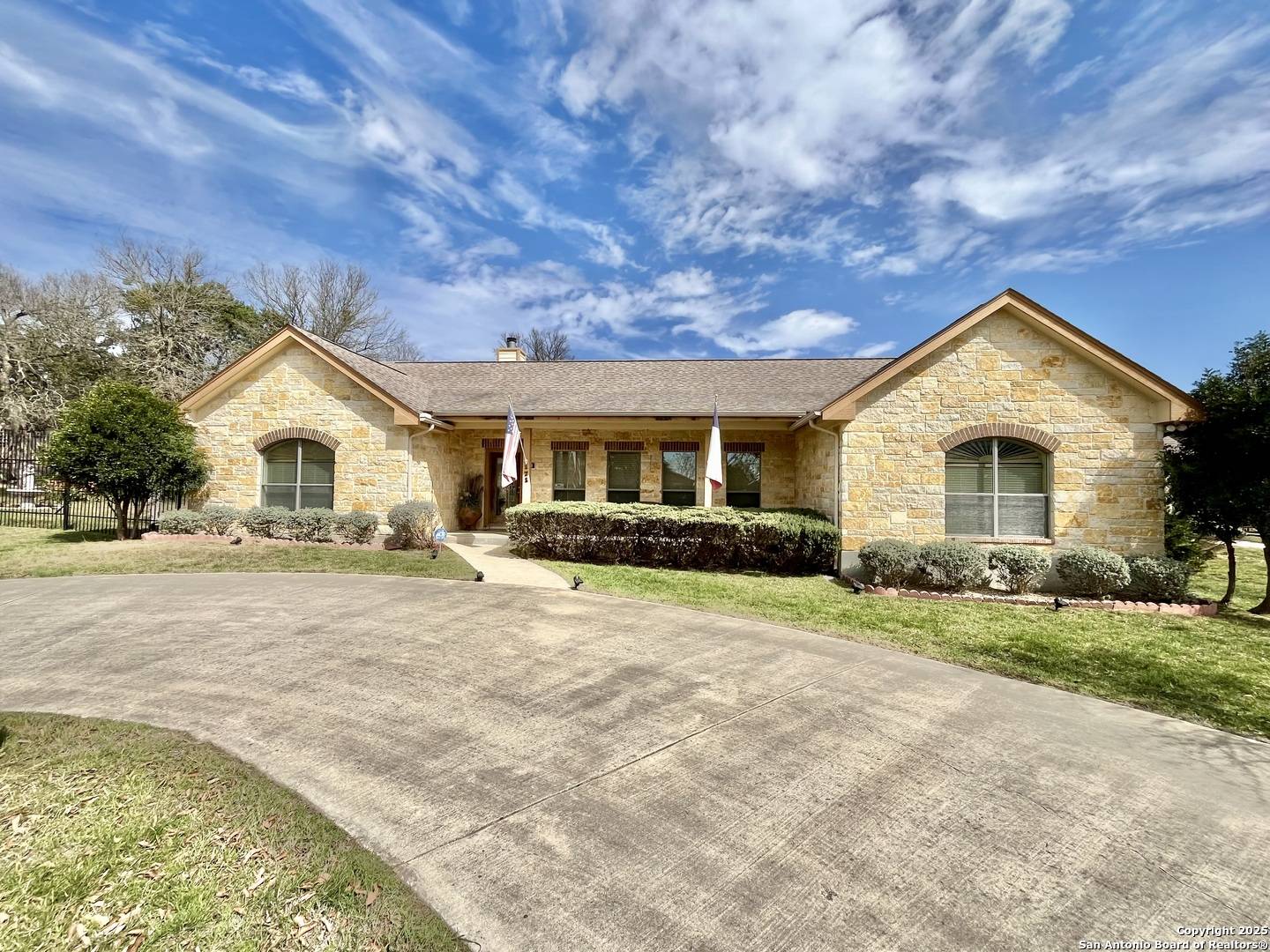 Bandera, TX 78003,171 Oak Bend