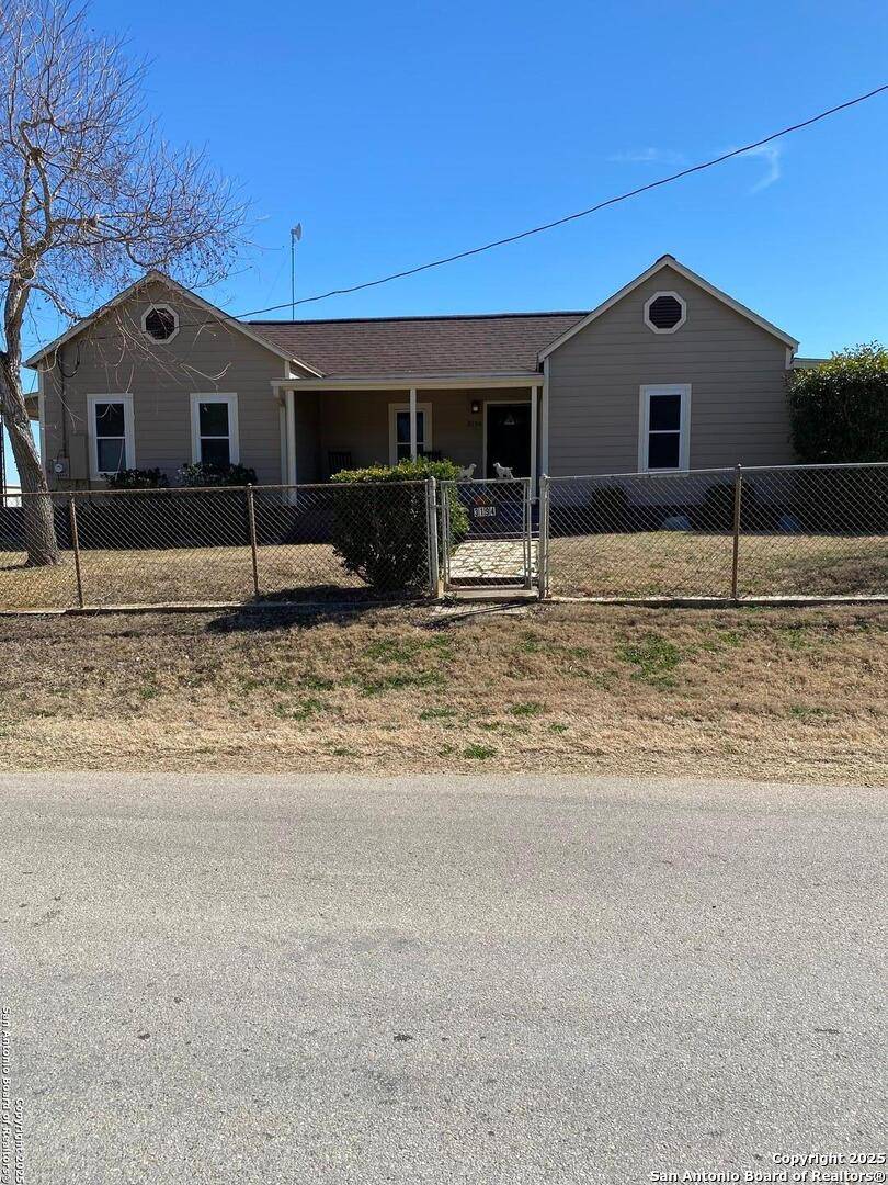 La Vernia, TX 78121,3194 County Road 357