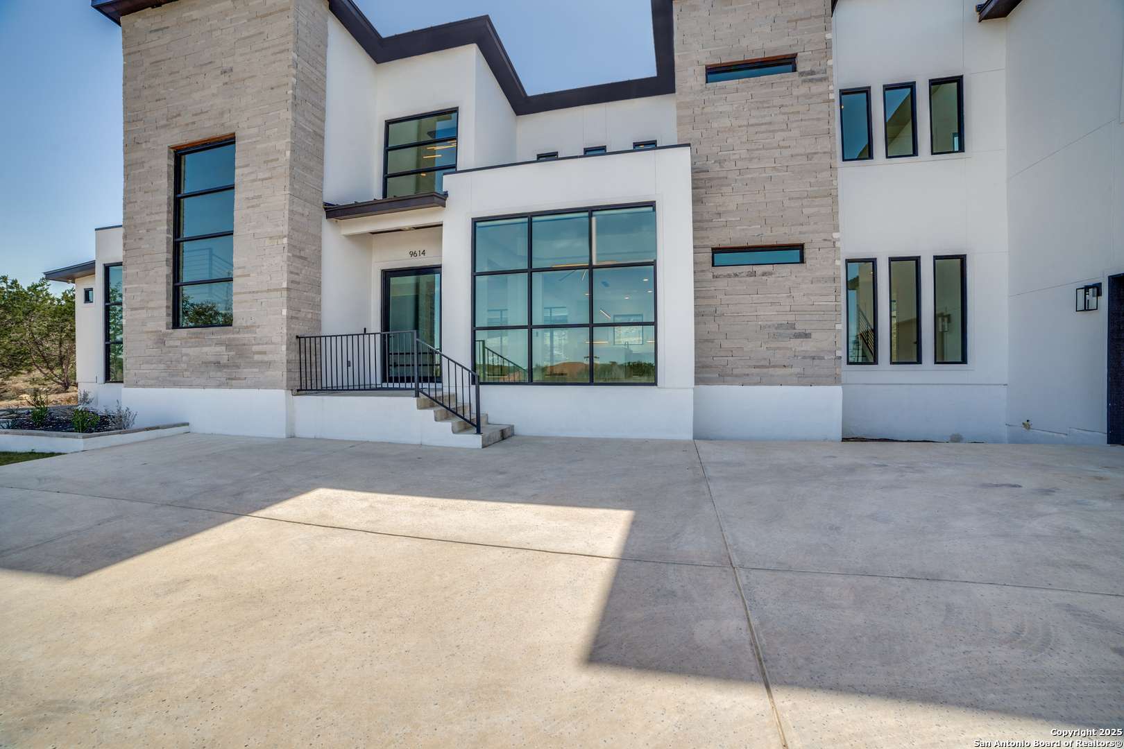San Antonio, TX 78255,9614 Ivory Canyon