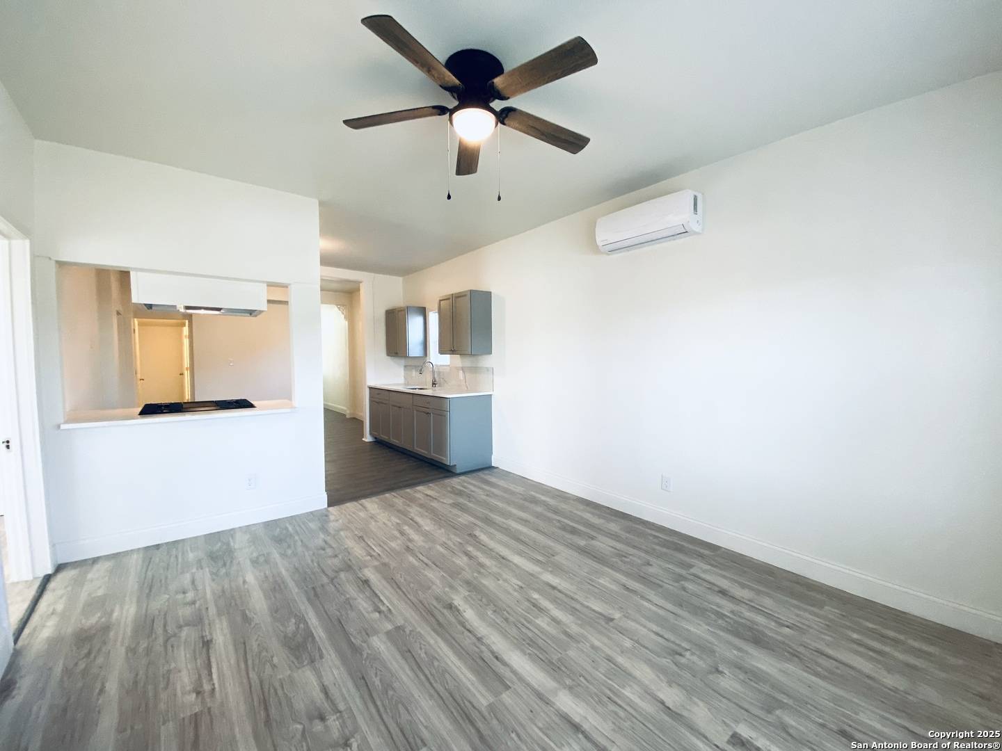 San Antonio, TX 78208,2254 Interstate 35