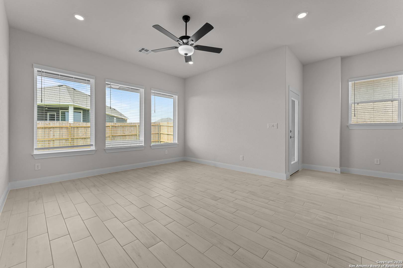 San Antonio, TX 78245,2663 Vistablue ln