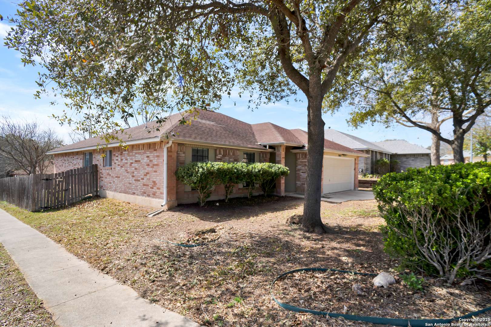 Live Oak, TX 78233,11401 Forest Elf