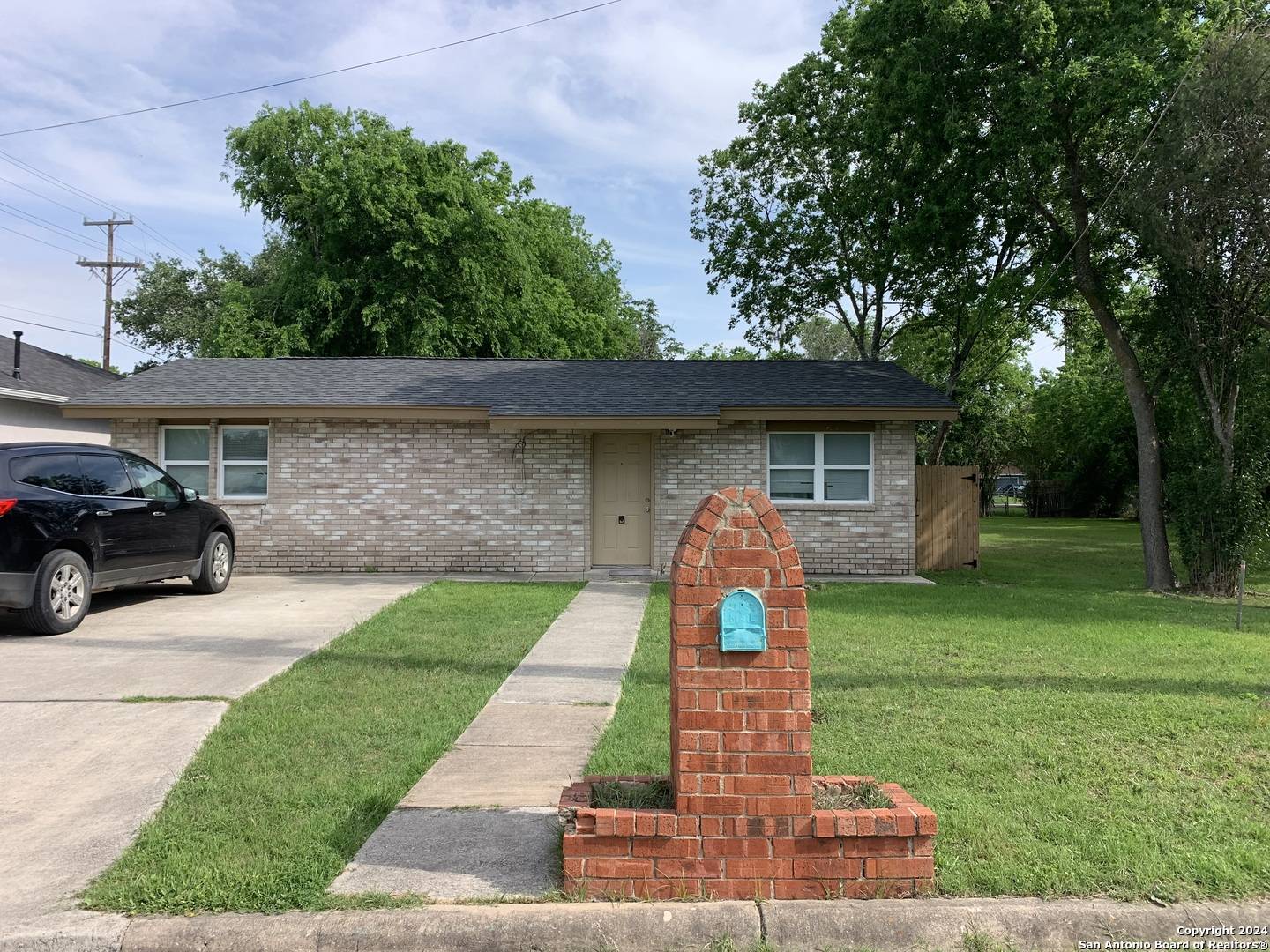 Universal City, TX 78148,306 W wright blvd