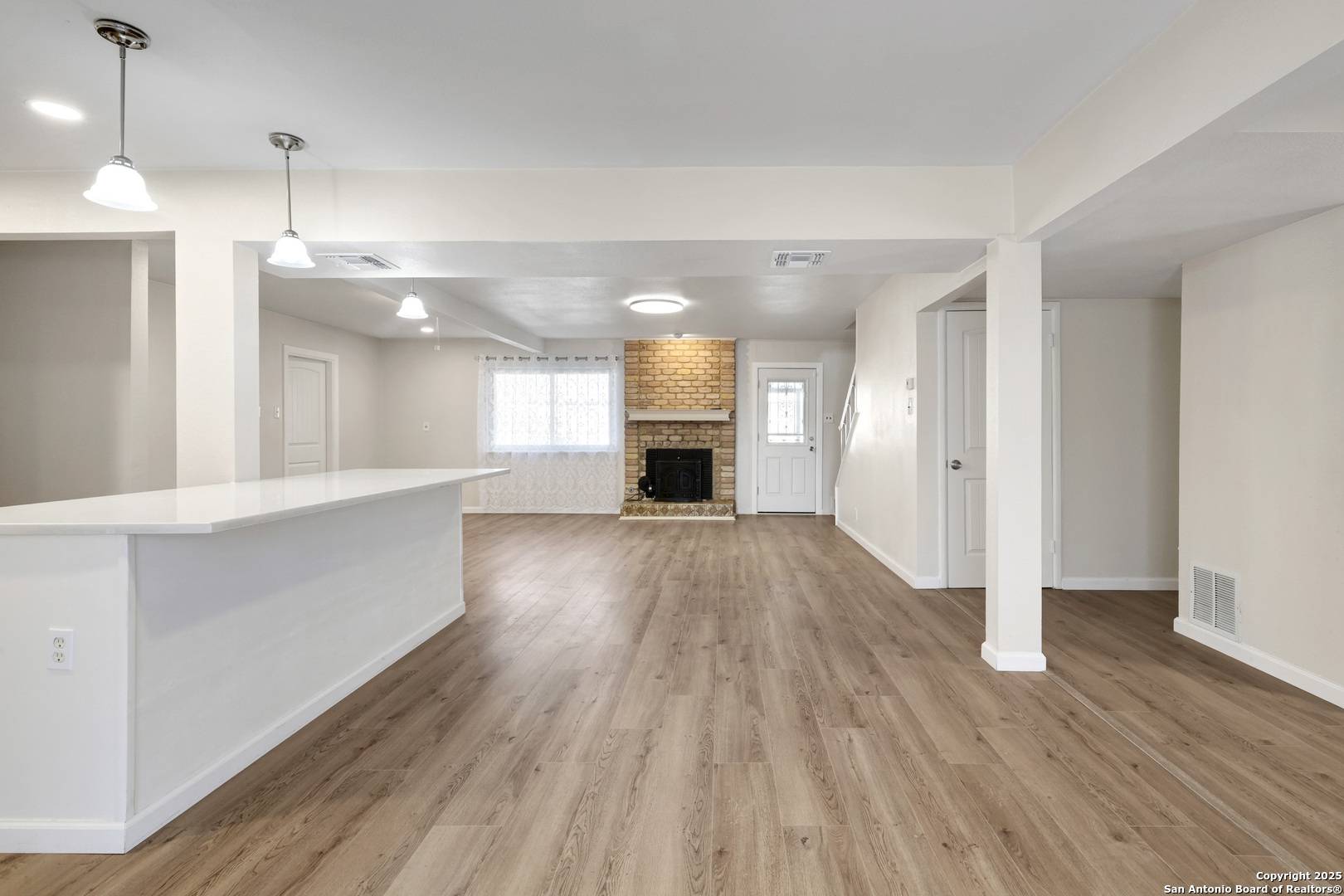 San Antonio, TX 78217,2915 Wroxton