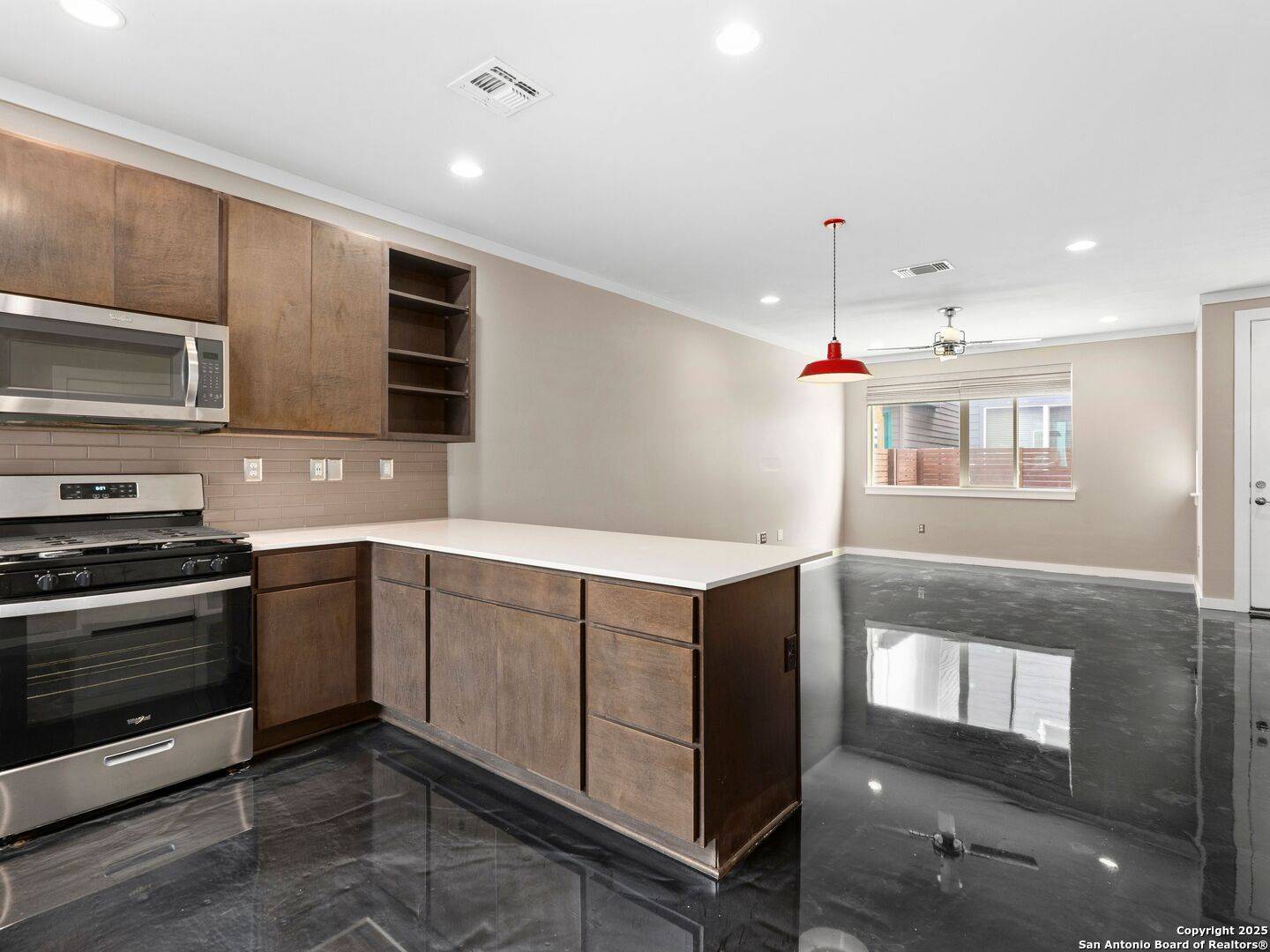 San Antonio, TX 78204,330 Clay Unit #8