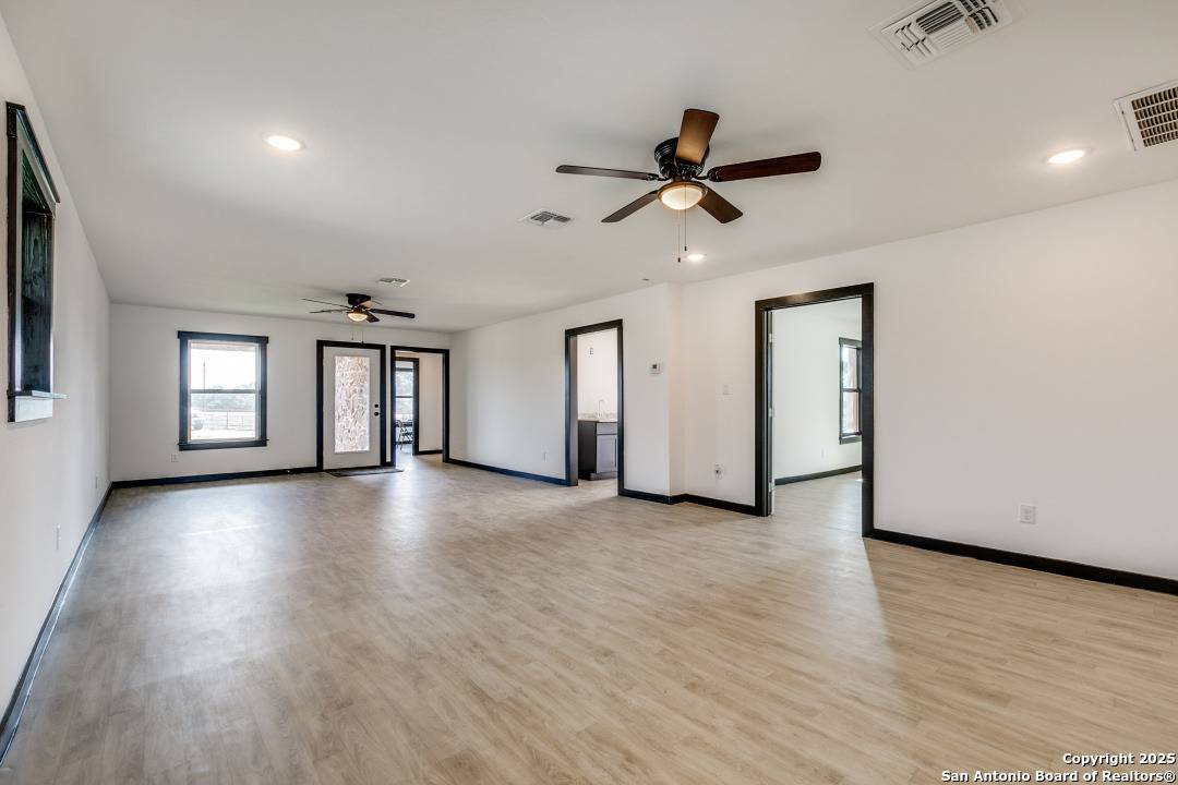 Poteet, TX 78065,15179 N Hwy 16