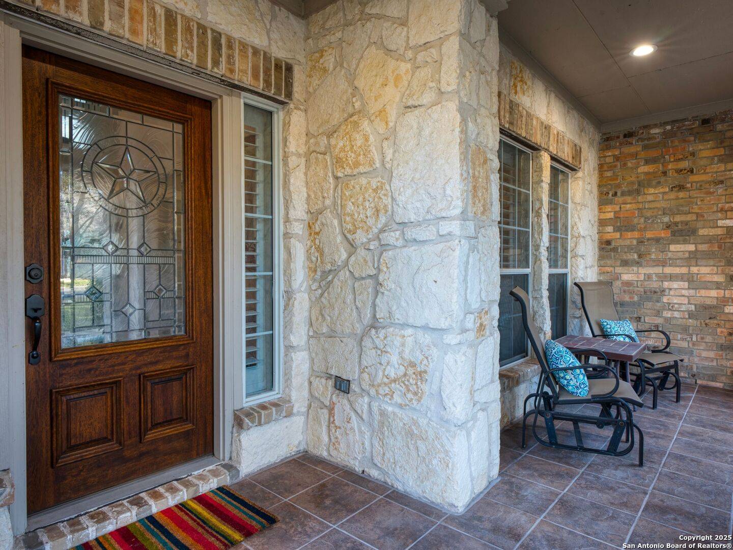 San Antonio, TX 78256,18 Stonewall Bend