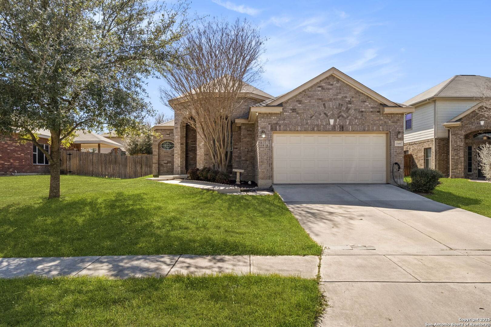 Live Oak, TX 78233,13601 MATHEWS PARK
