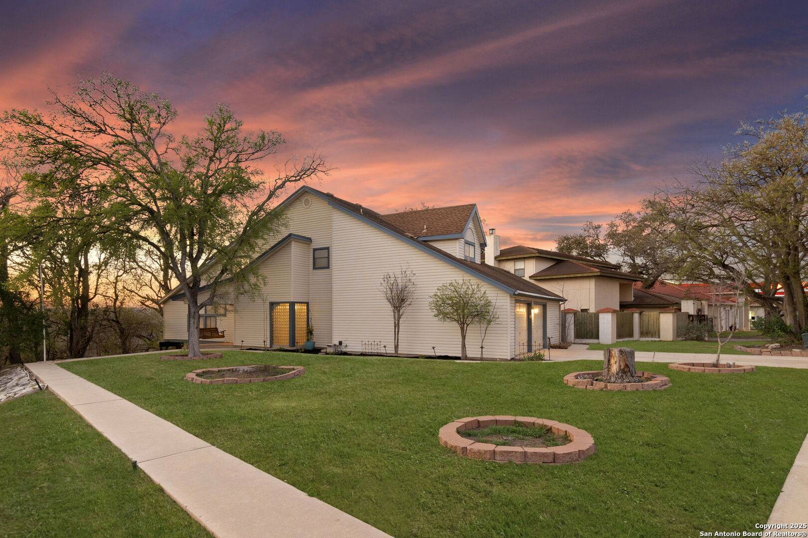 New Braunfels, TX 78130,805 Summerwood