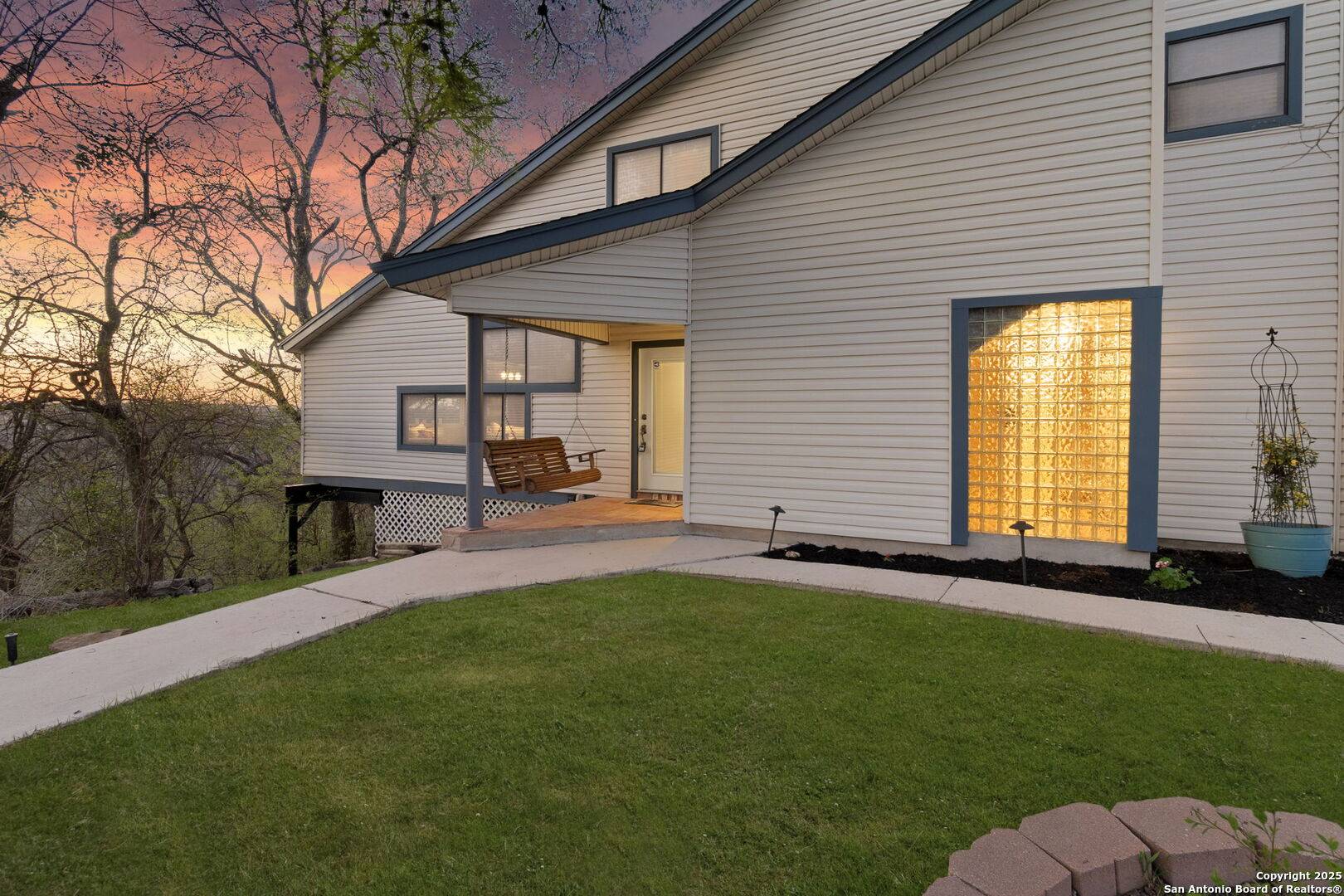 New Braunfels, TX 78130,805 Summerwood