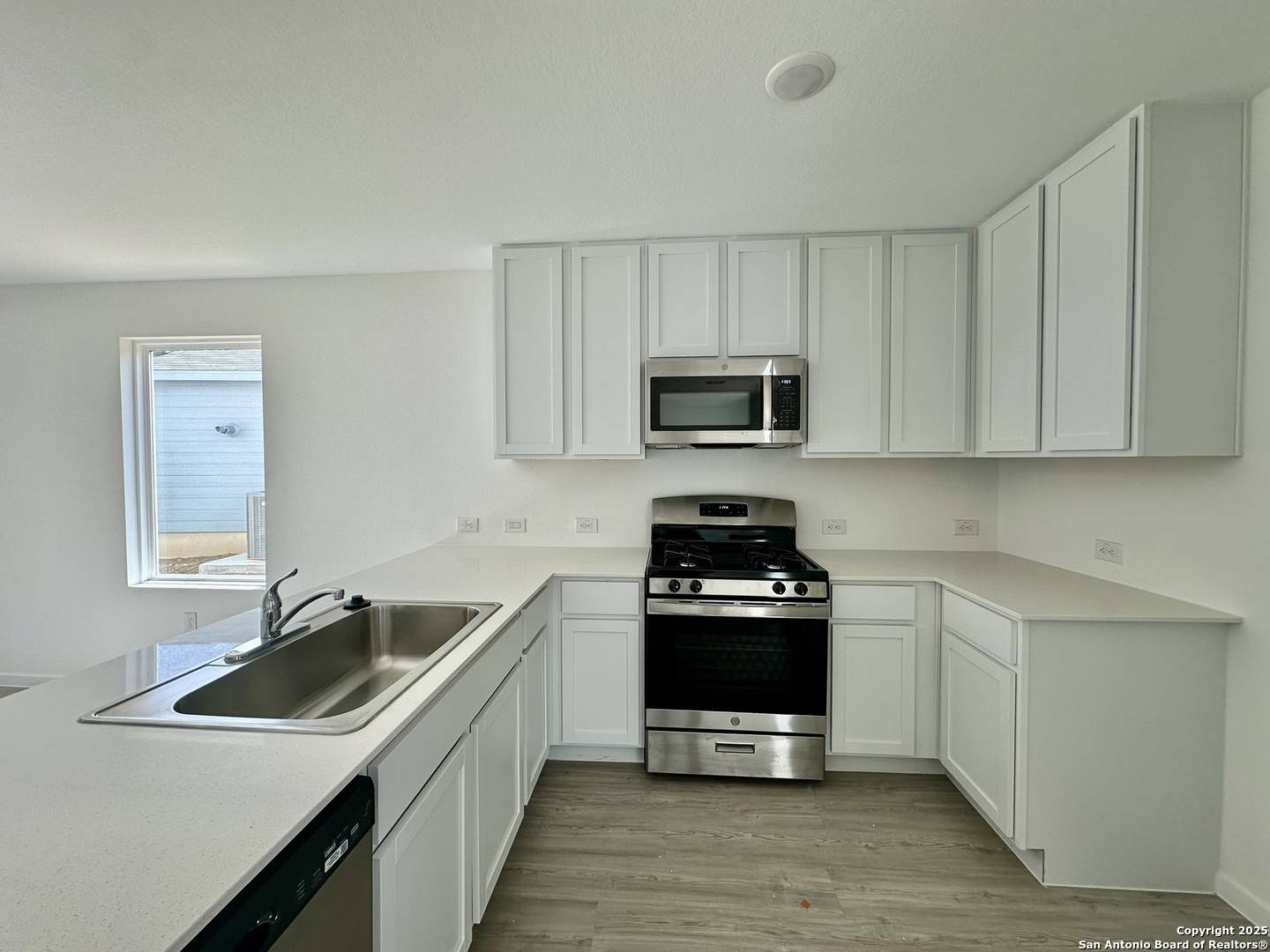 San Antonio, TX 78253,577 Kathleen Pike