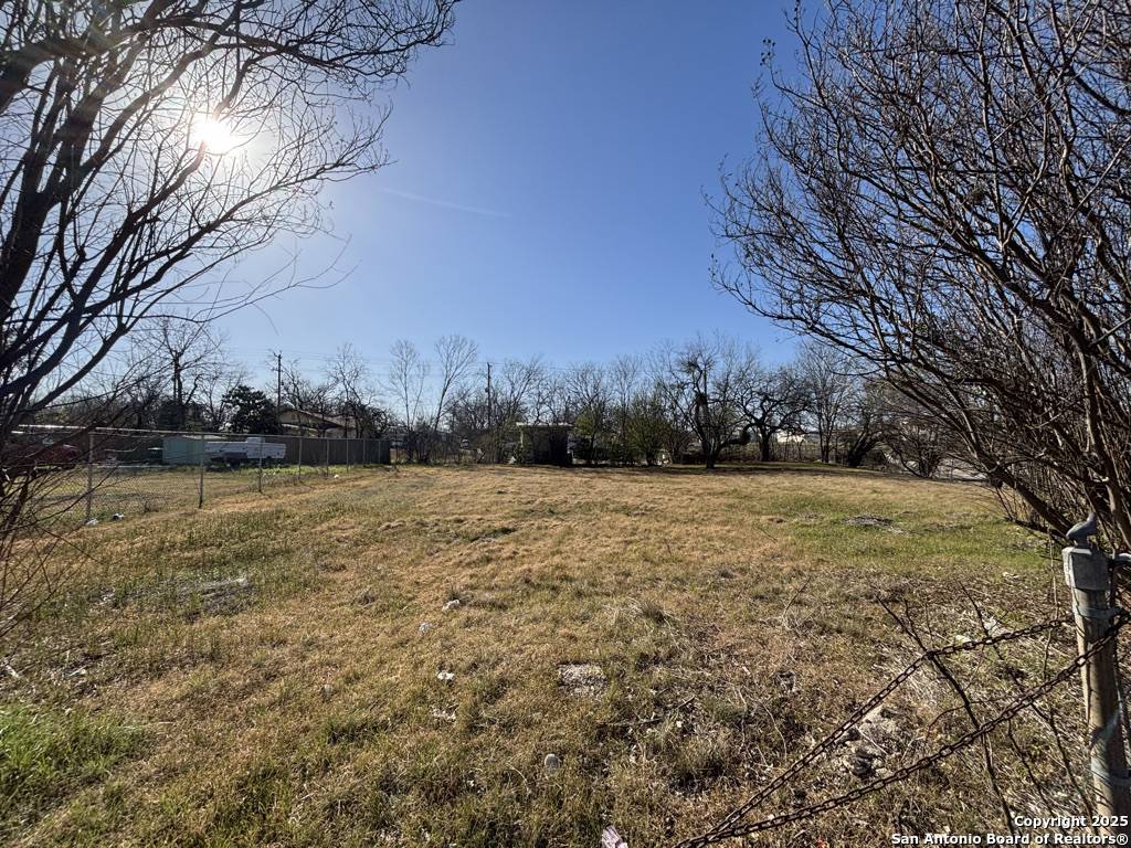 San Antonio, TX 78228,647 North San Ignacio Avenue
